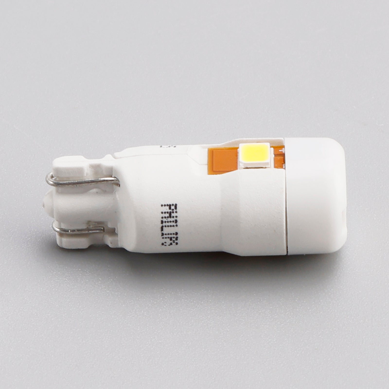 Ampoule LED T10 Ultinon Pro6000 W5W 11961WU60 4000K pour voiture Philips