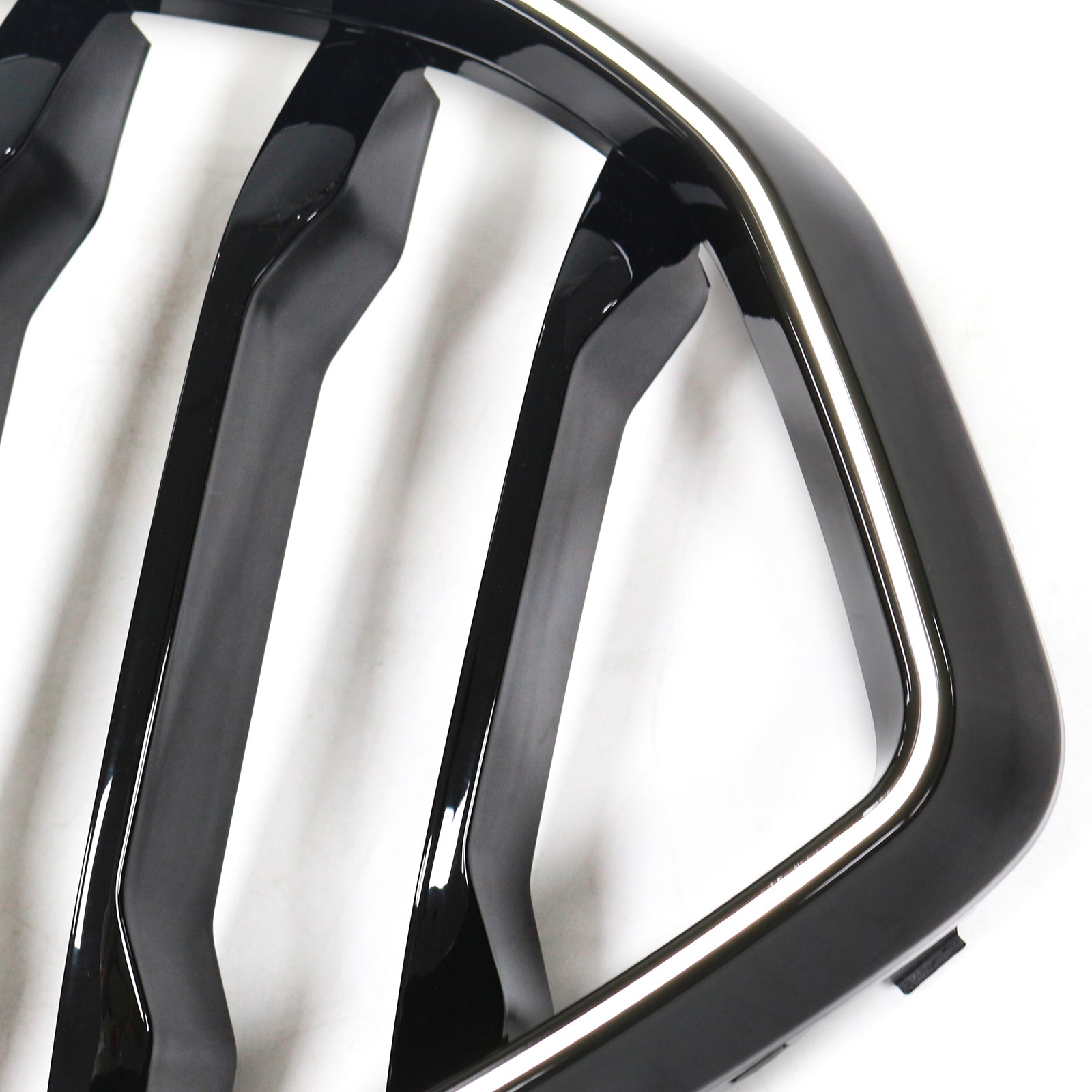 Grille de pare-chocs avant noire pour BMW X6 G06 M60i 2023-2025 avec trou pour caméra