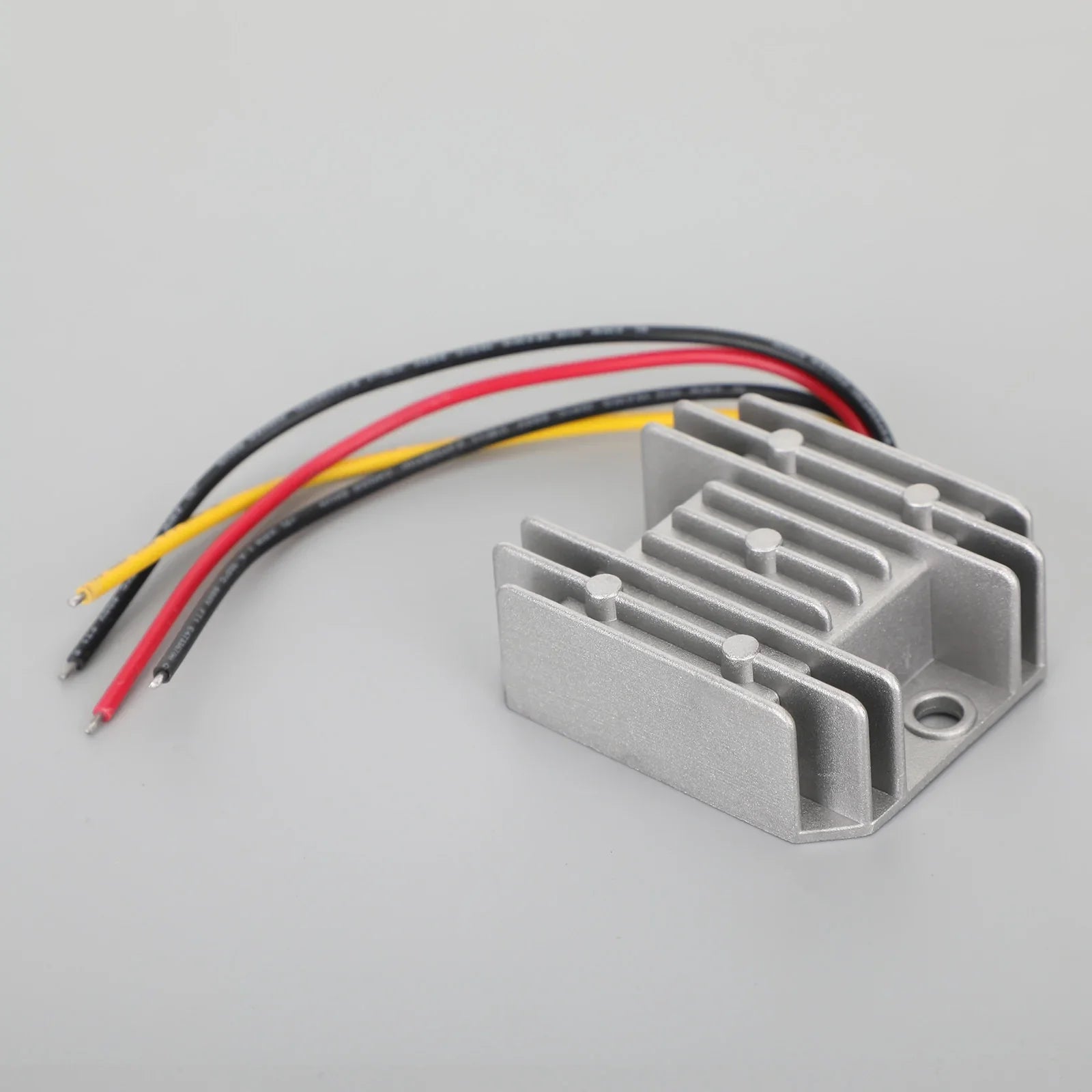 WaterProof 24V à 12V 3A 36W Régulateur de convertisseur de puissance CC/CC abaisseur