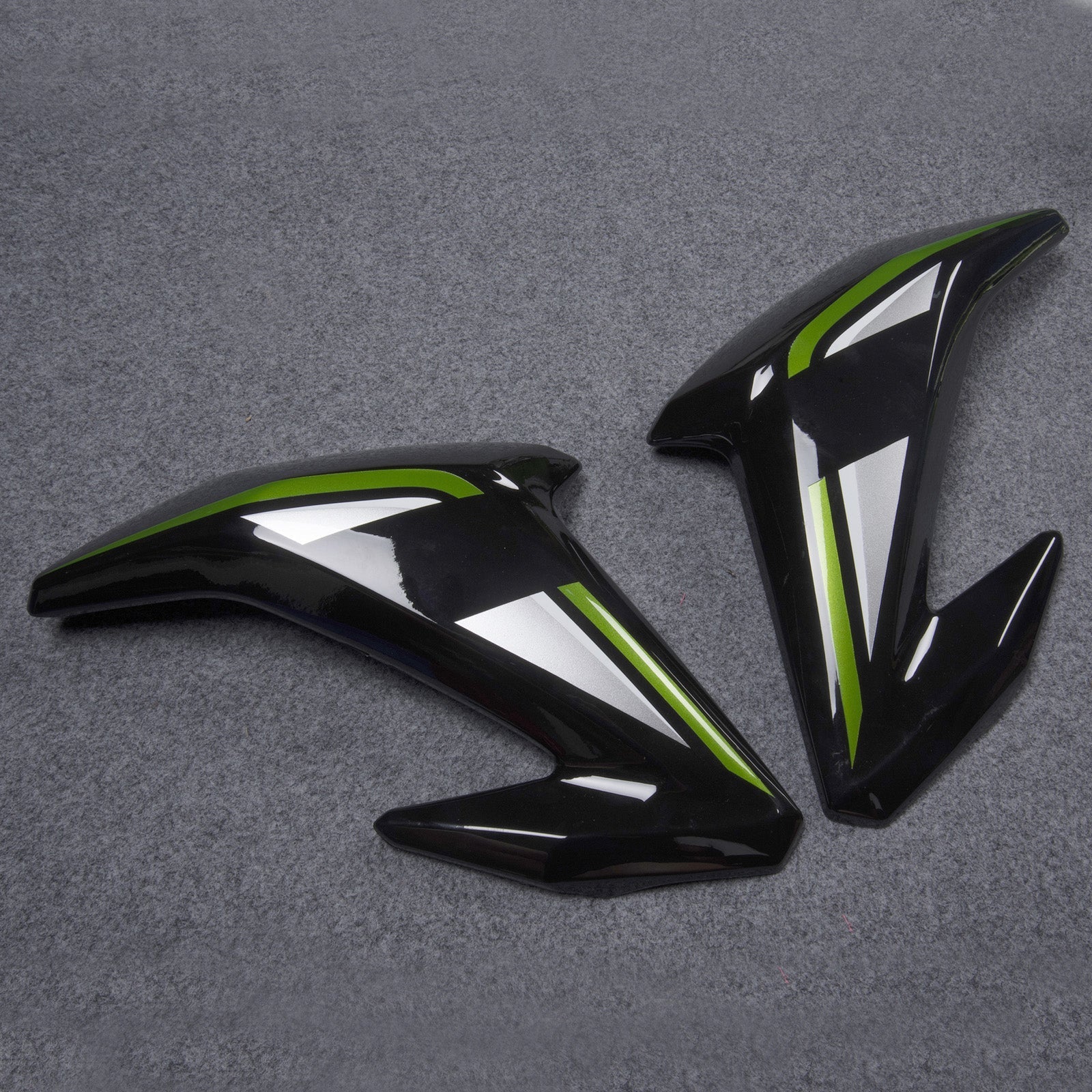 Amotopart Carena adatta per Kawasaki Z900 2017-2019 Carrozzeria generica iniezione plastica verde argento