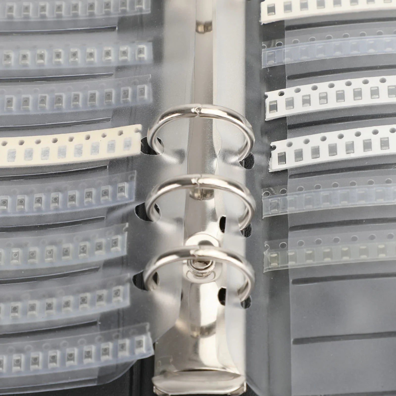 2625 szt. 2512 5% SMD Chip SMT Rezystor 105 wartości Przykładowa książka Zestawy YAGEO DIY