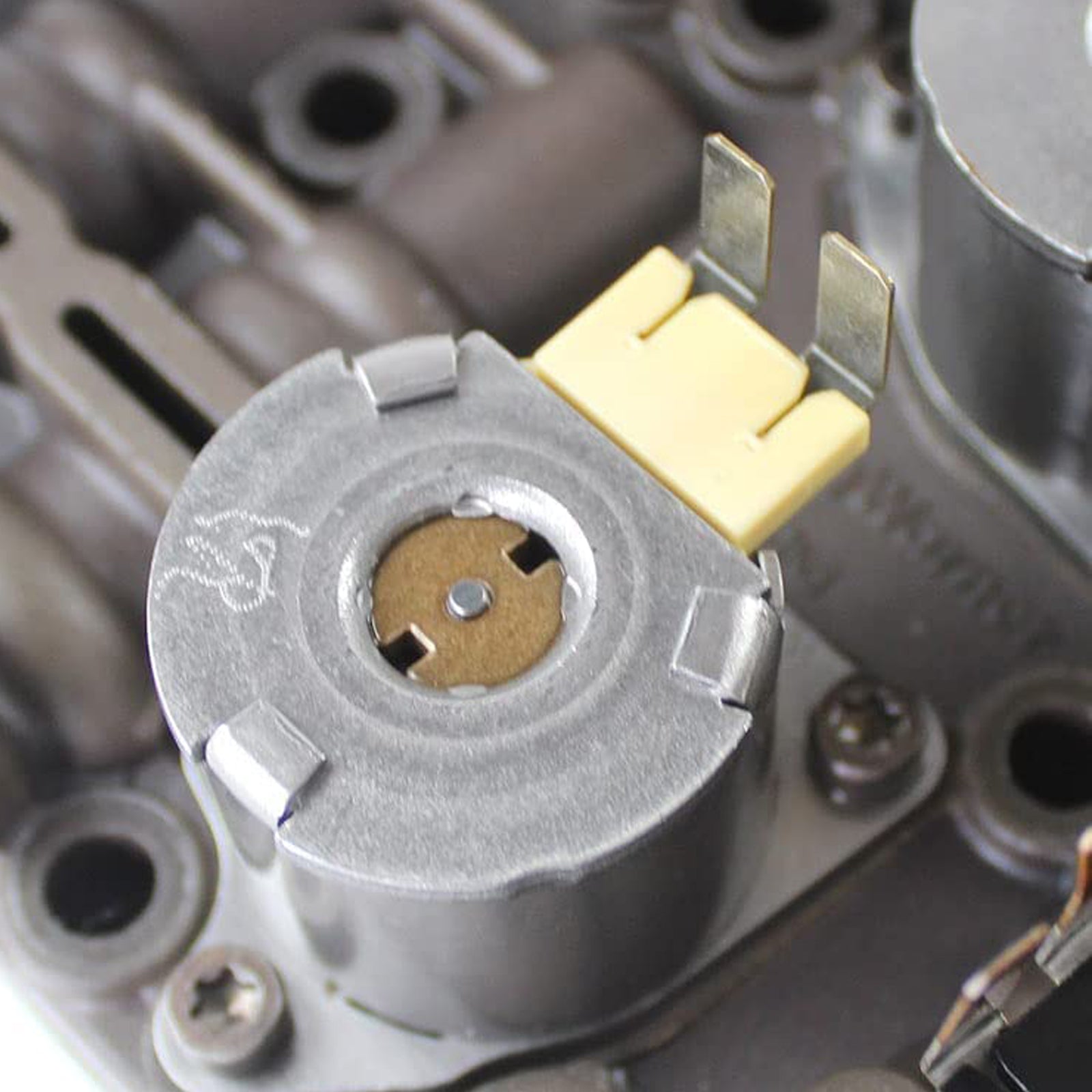 Cuerpo valvula transmision Audi Q3 DQ250 DSG 6 velocidades 02E 2011