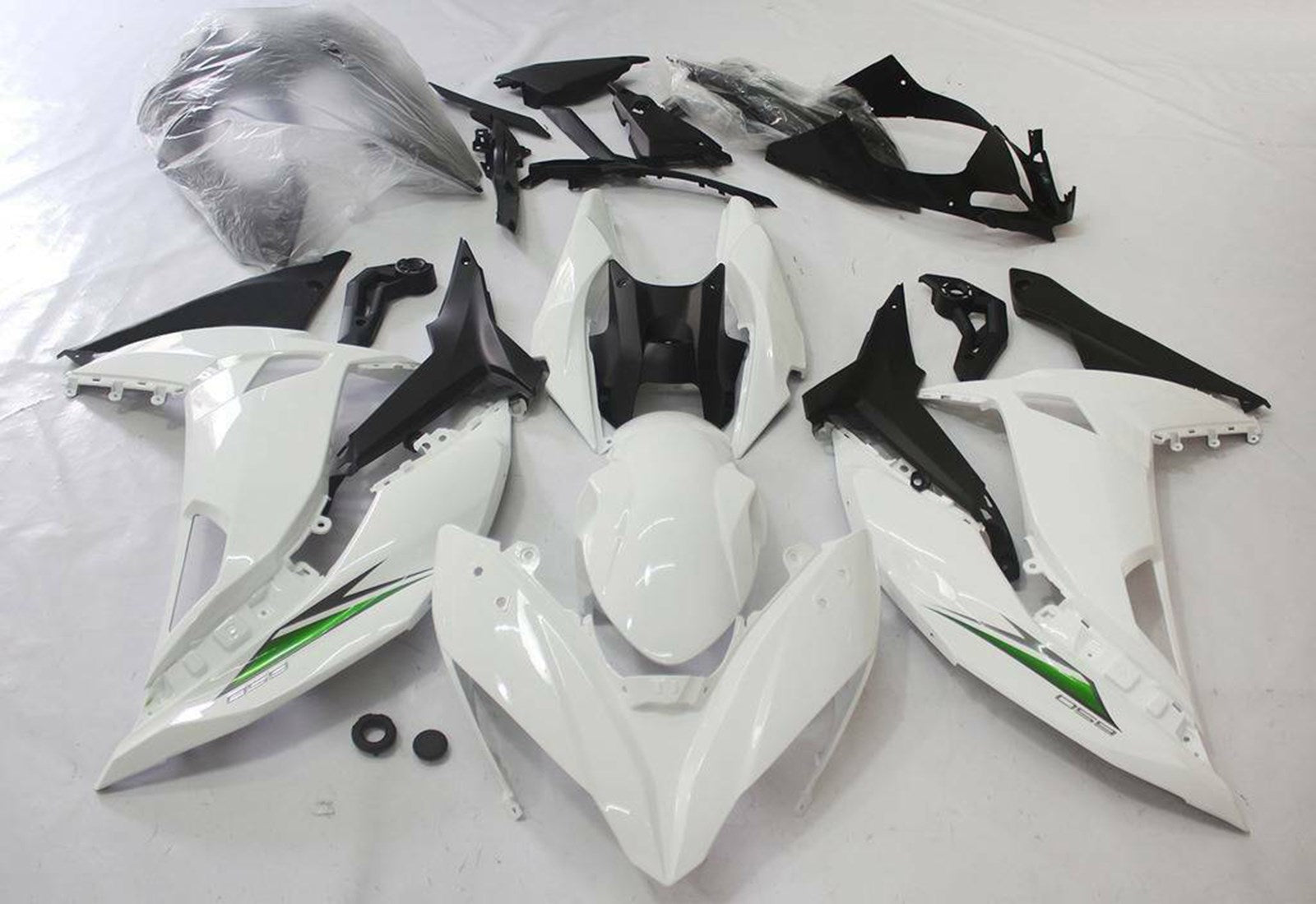 Amotopart muovinen ruiskutussuojasarja Kawasaki Ninja 650 EX650 2017-2019 geneeriselle