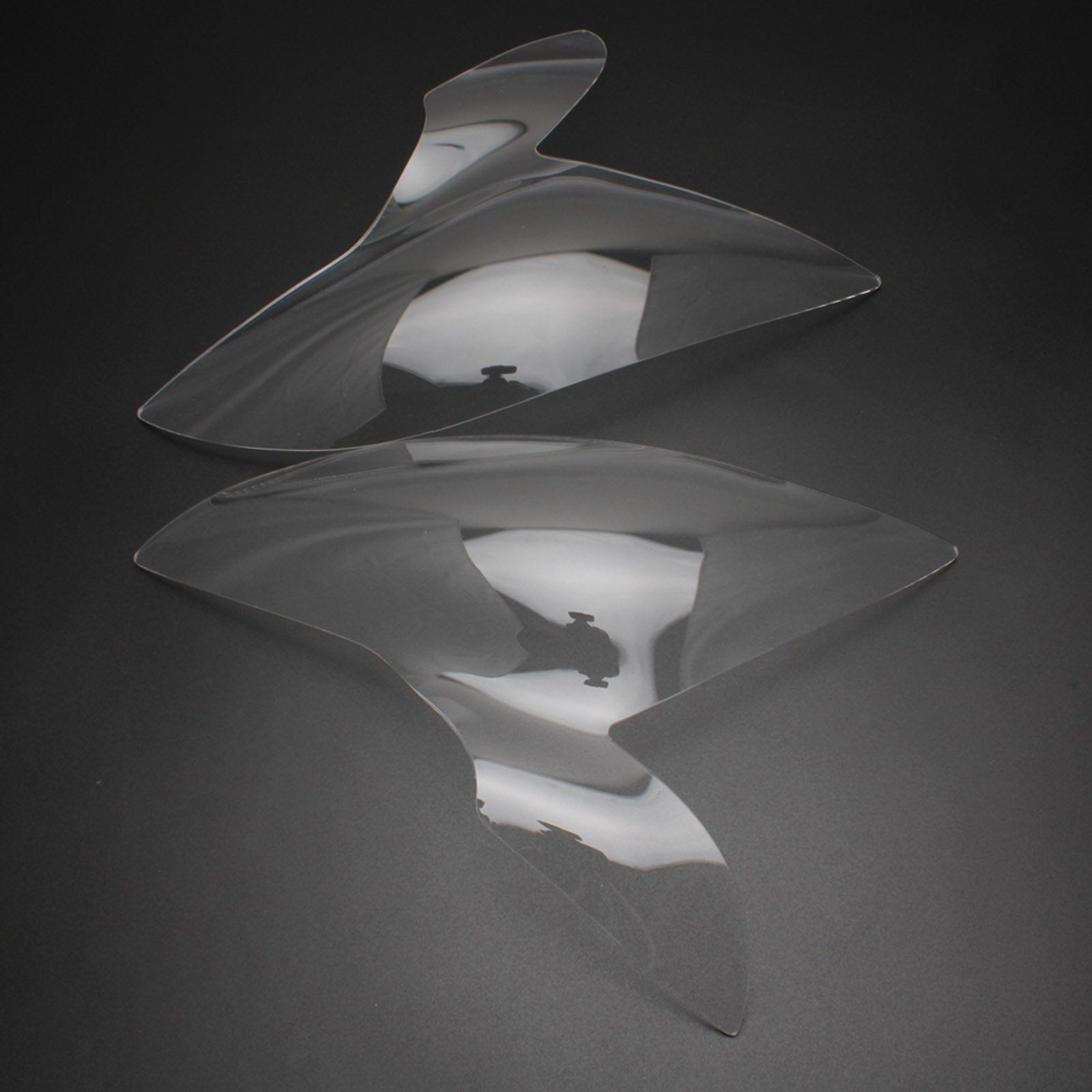 Suzuki GSX-S 1000F 2015-2021 -sovelluksen suojaavan ajovalojen linssin suojaus