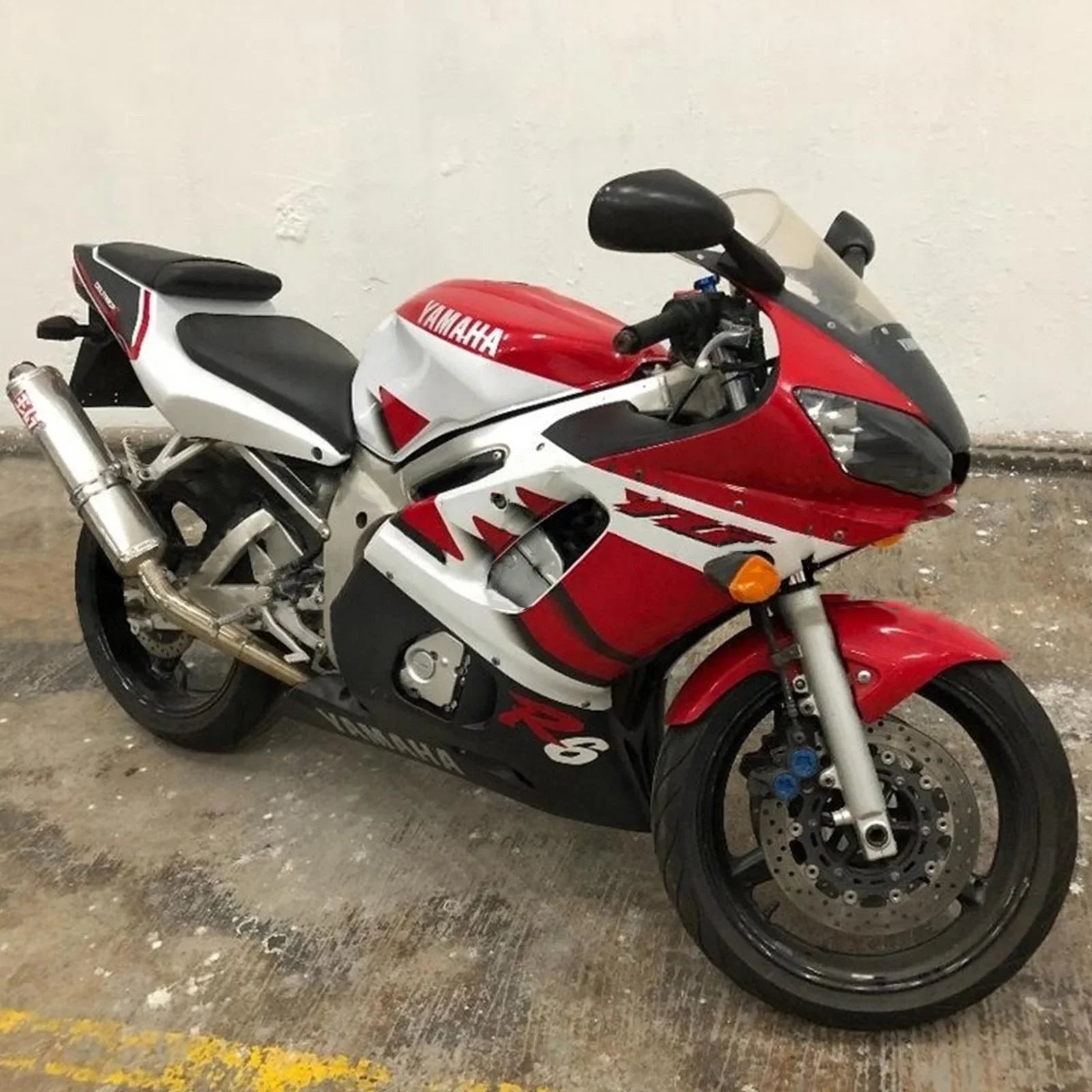 Kit de carénage Amotopart pour Yamaha YZF 600 R6 1998-2002 Générique