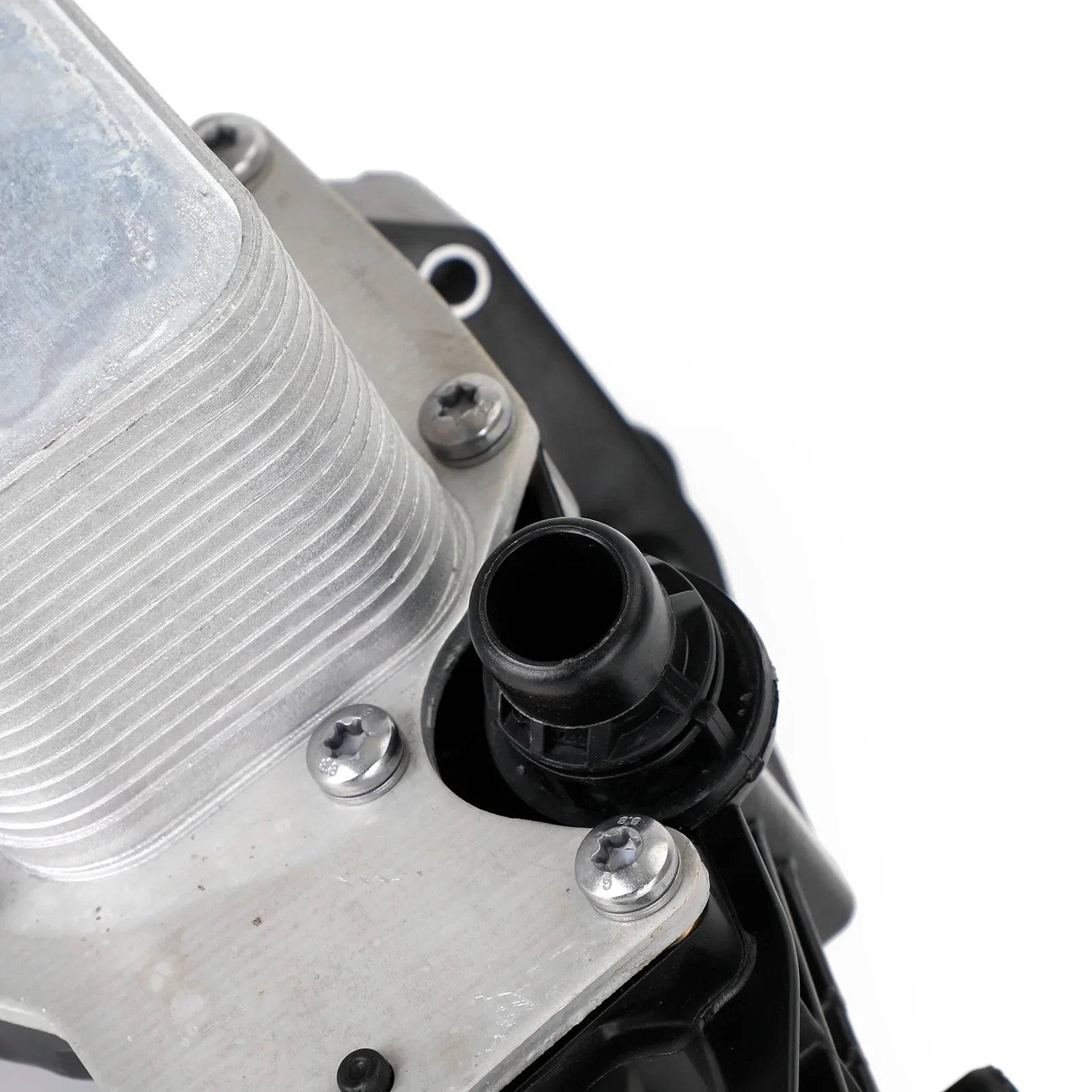 Carcasa del filtro del enfriador de aceite del motor 11428596283 para BMW F20 F22 F30 G30 G32 X4 genérico