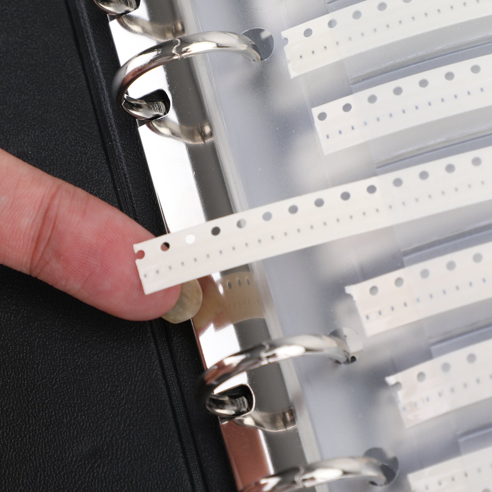 0603 SMD induktivni komplet za induktivnost čipov 1NH-22UH 52 vrednostix25 Vzorčna knjiga 1300pcs