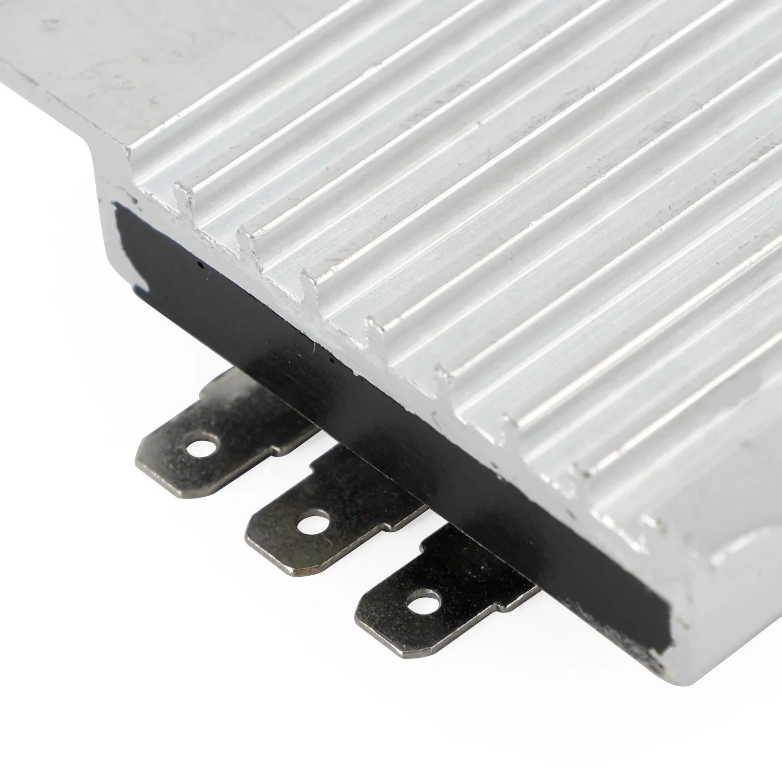 John Deere GT235,E,GT245,GX255,GX325,GX335,LT190 Spanningsregelaar #M149302