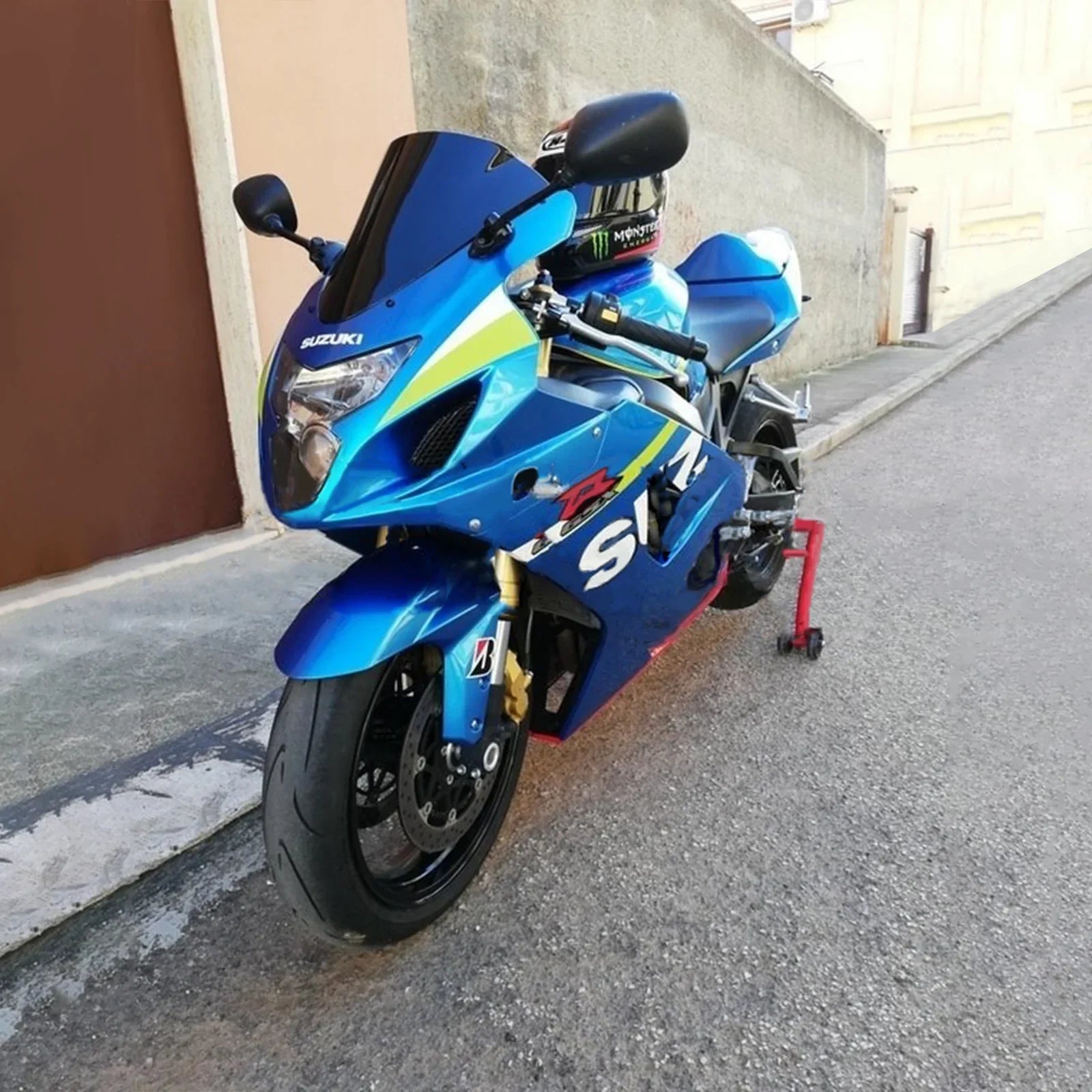 Amotopart Suzuki GSXR 600/750 2004-2005 ABS muovinen korin suojasarja K4