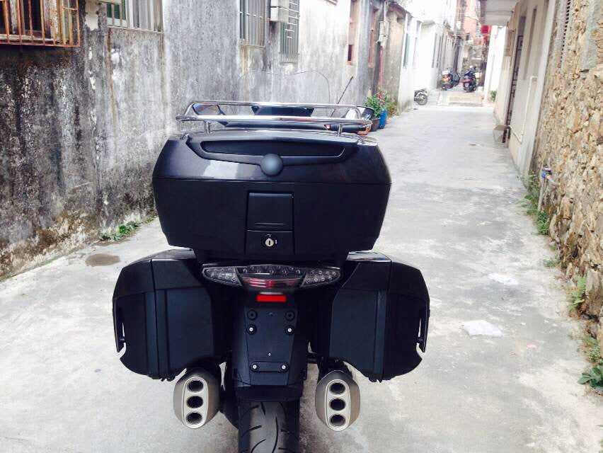 2011 2012 2013 2014 BMW K1600GTL K 1600GTL Porte-bagages de coffre arrière