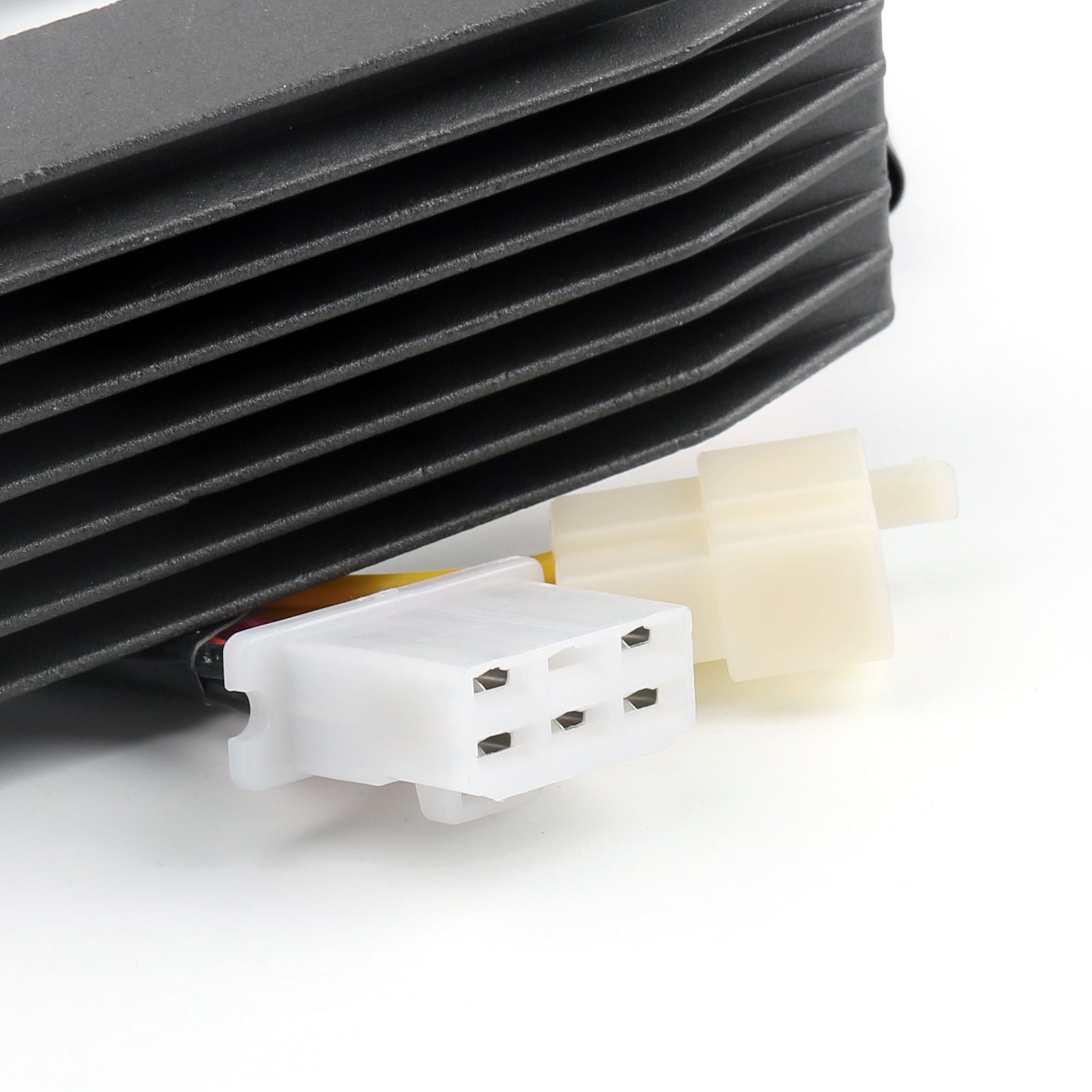 Säätimen tasasuuntaaja Suzuki VS1400GLP Intruder 1400 1987-1995 32800-38B00 Generic