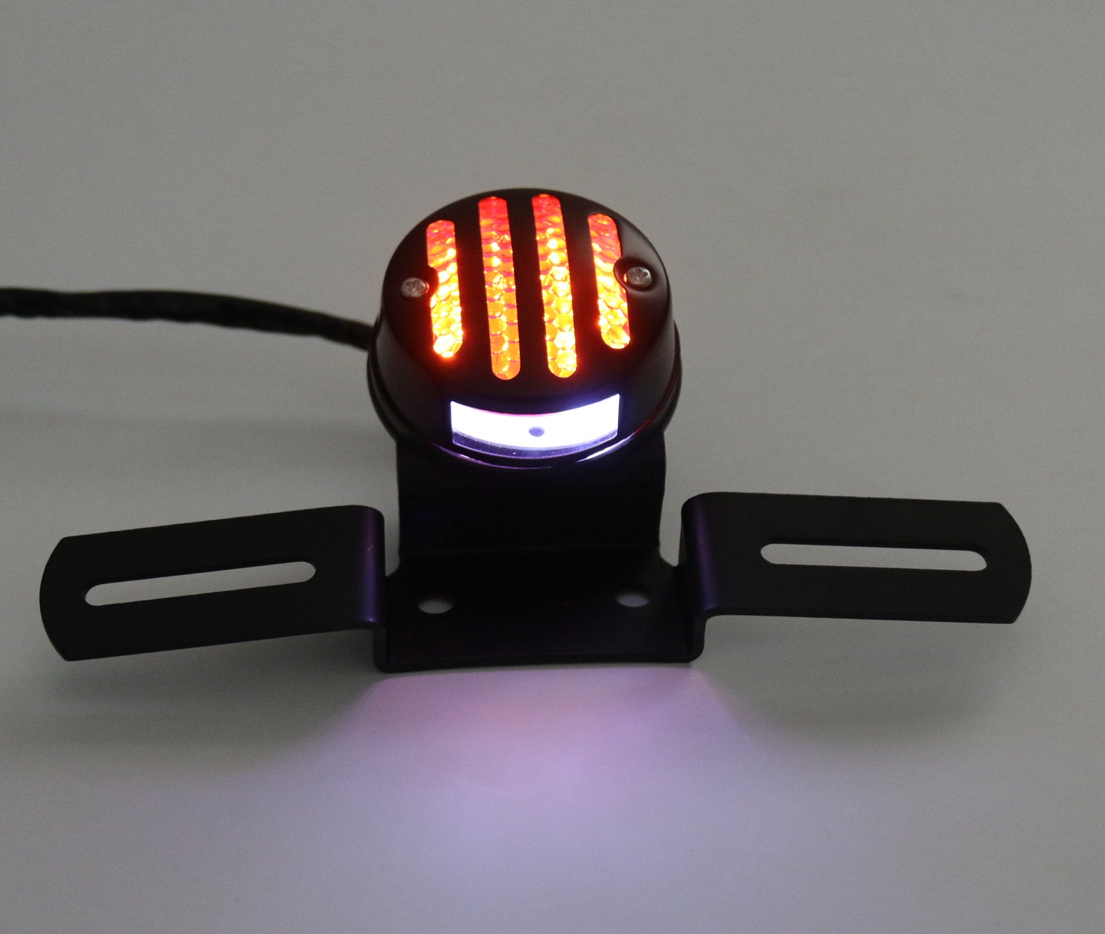 Achterrem kentschappelijke bordondersteuning voor Harley Bobber Cafe Racer, 2 generieke kleuren