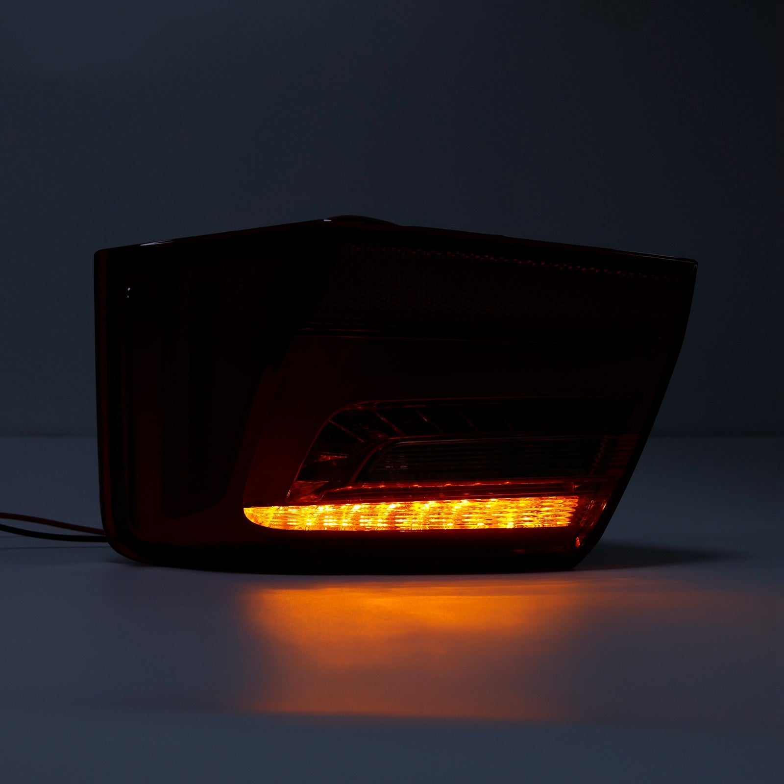 Audi A6 2012-2015 Zadnja zunanja svetloba LED požar 4GD945096