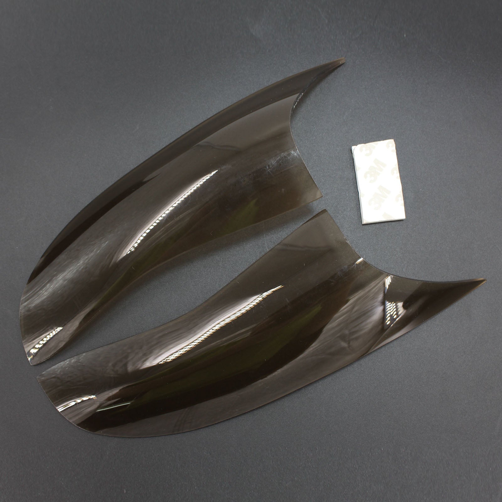 Etuvalon linssin suojaava kansi Kawasaki ZX-10R ZX 10R 16-18 Generic Smoke sopii