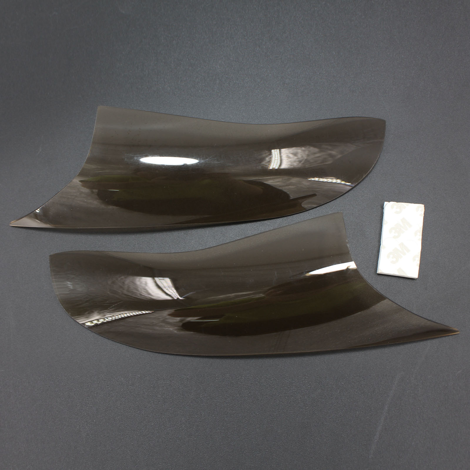 Etuvalon linssin suojaava kansi Kawasaki ZX-10R ZX 10R 16-18 Generic Smoke sopii