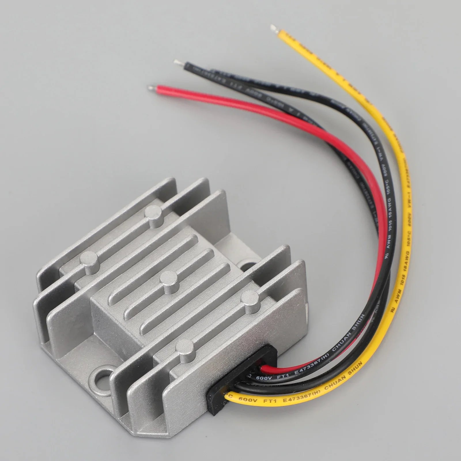 WaterProof 24V à 12V 3A 36W Régulateur de convertisseur de puissance CC/CC abaisseur