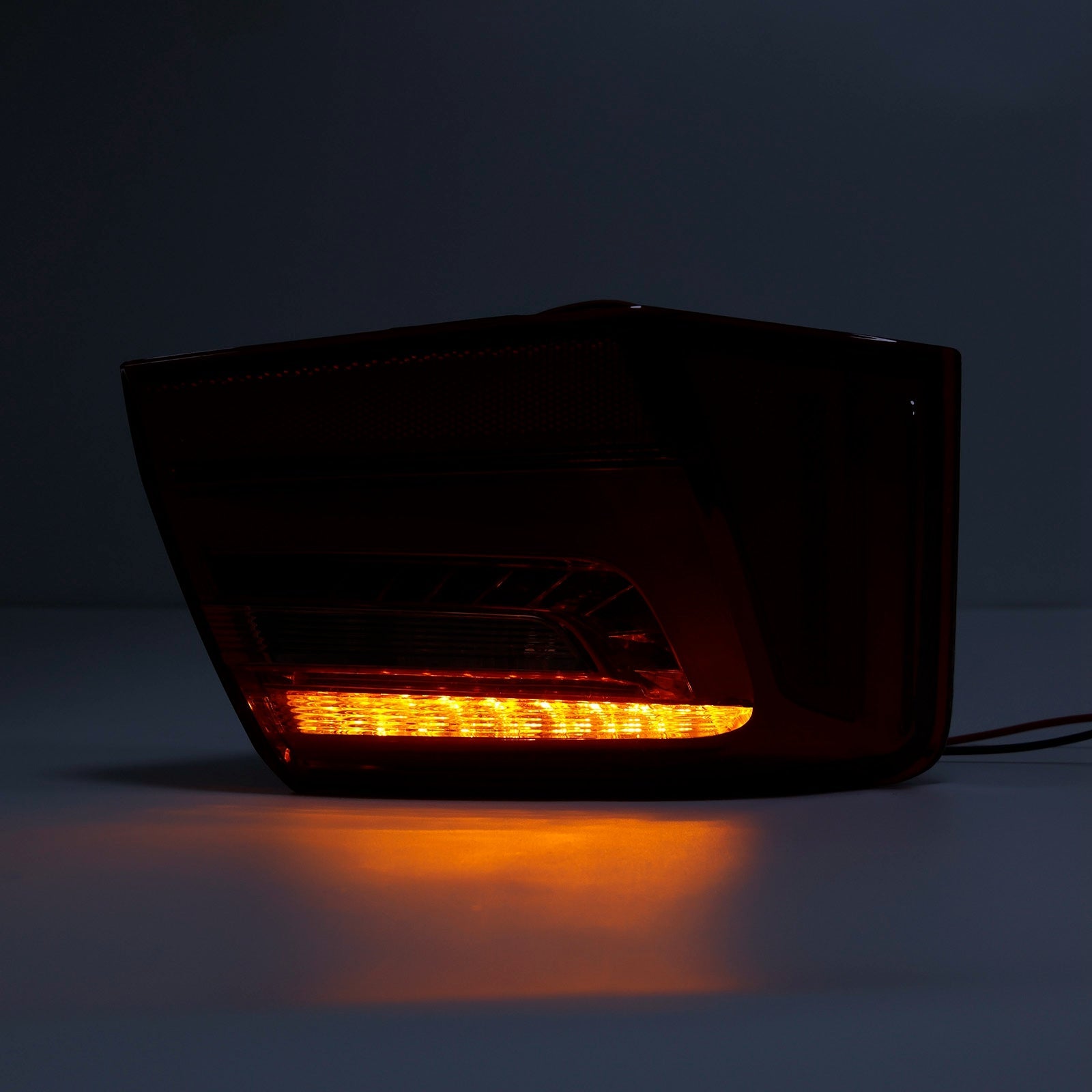 AUDI A6 2012-2015 auton L+R ulkotakavalo LED-jarruvalo 4GD945095 4GD945096