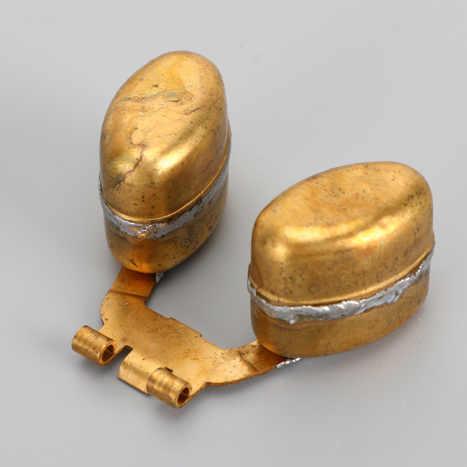 1498 13805 Zestaw gaźnika G36 Pływak do silnika Clark Bobcat 632 722 732 Ford