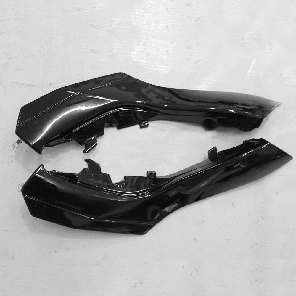 Amotopart muovinen ruiskutussuojasarja Kawasaki Ninja 650 EX650 2012-2016 kiiltävä musta yleinen