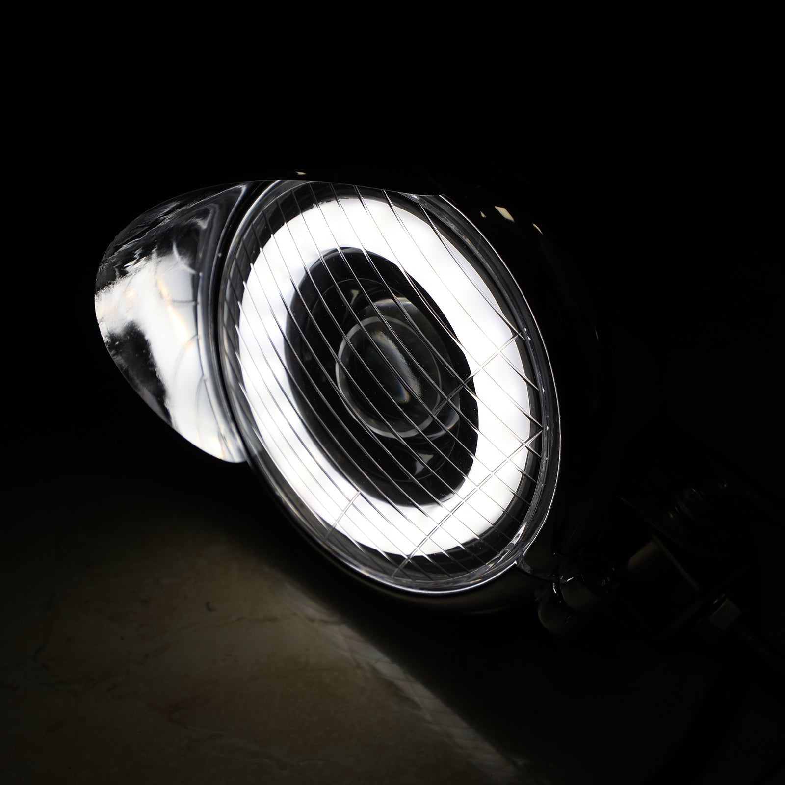 5-calowy reflektor motocyklowy Chrome efekt aureoli DRL do niestandardowego roweru typu Generic Cafe Racer