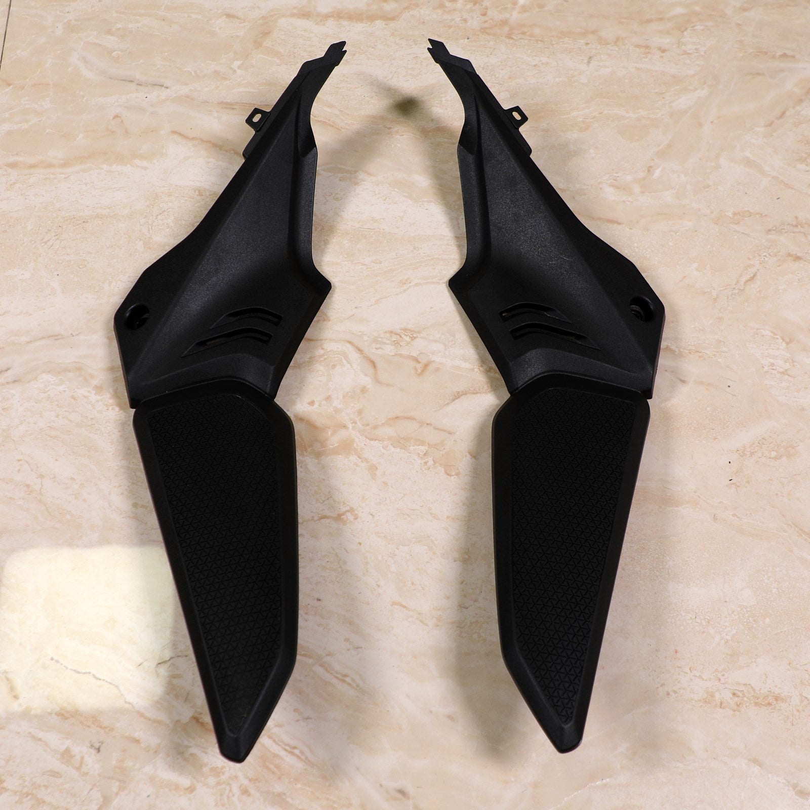 Injekcijski komplet, plastično telo za Honda CB 650R 2019-2020