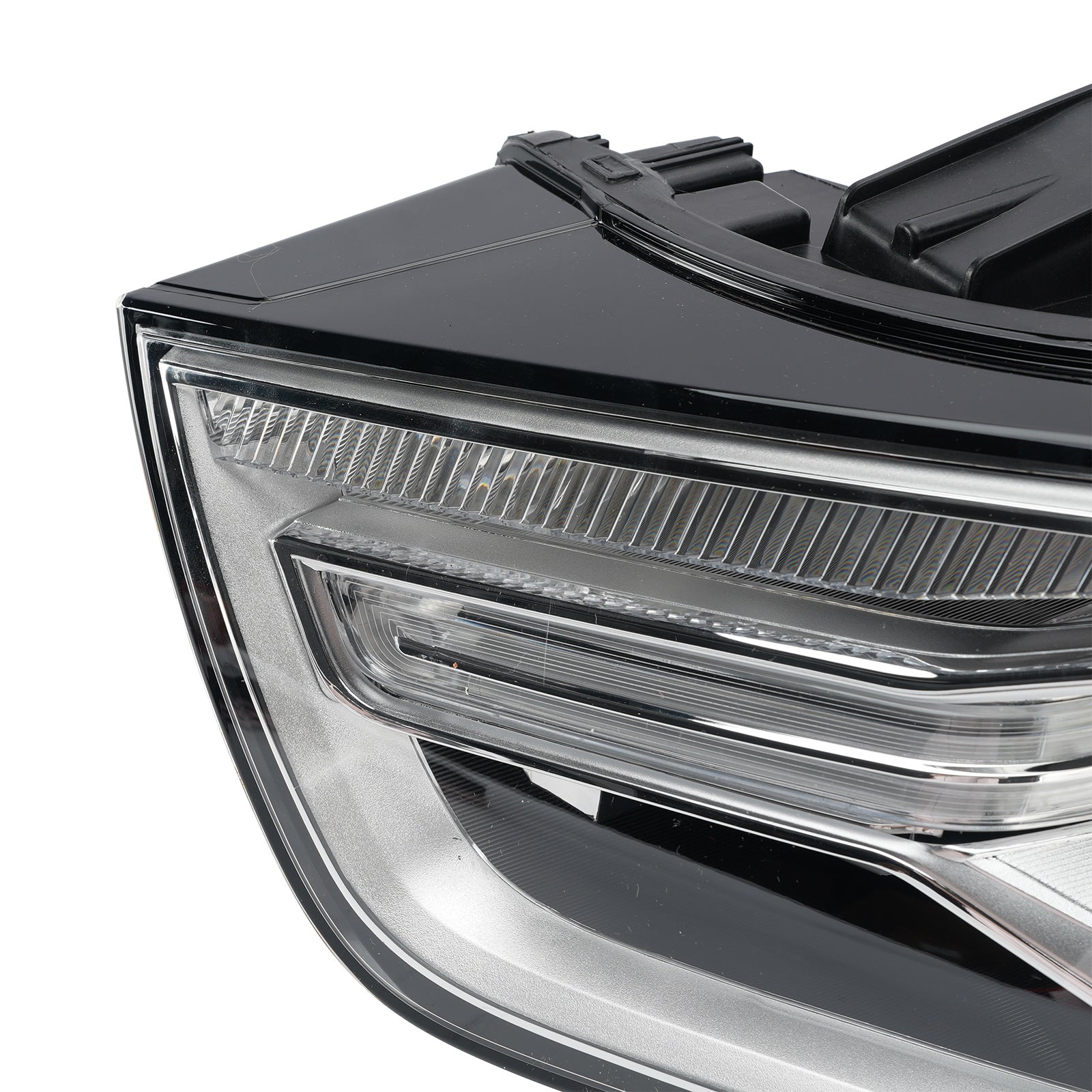 Xenon-ajovalo vasen+oikea painolastilla 8U0941043E 8U0941044E Audi Q3