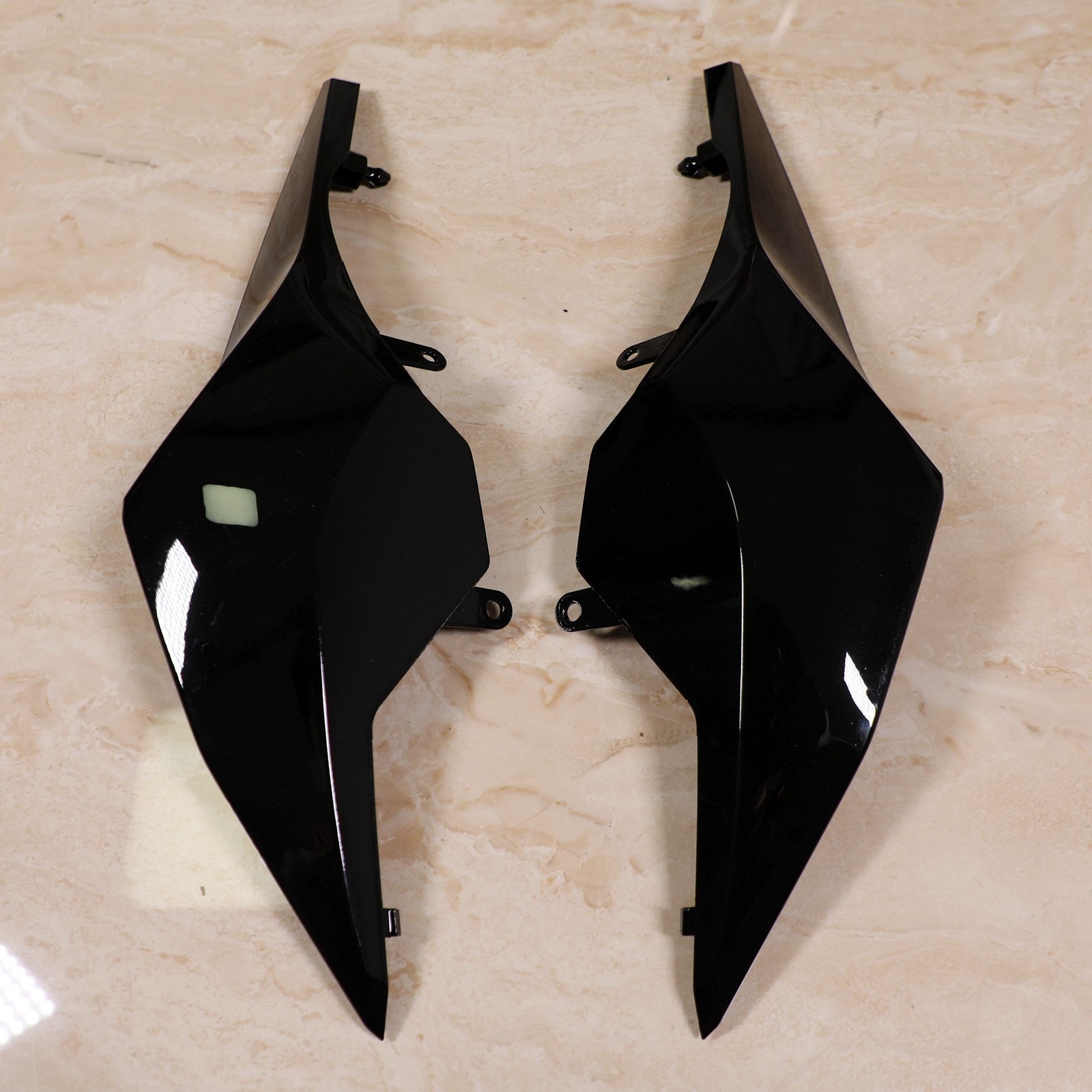 Injekcijski komplet, plastično telo za Honda CB 650R 2019-2020