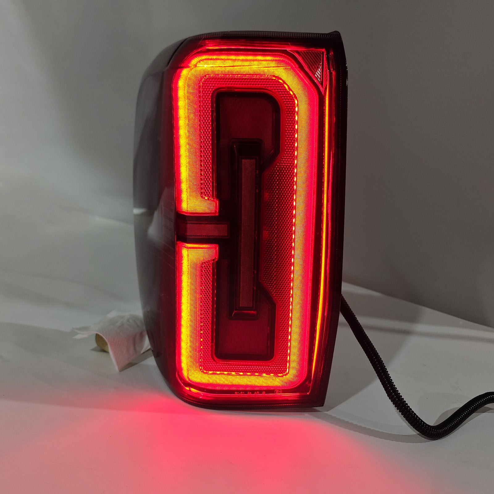 Gruppo fanale posteriore a LED sinistro e destro per Ford Ranger 2022+