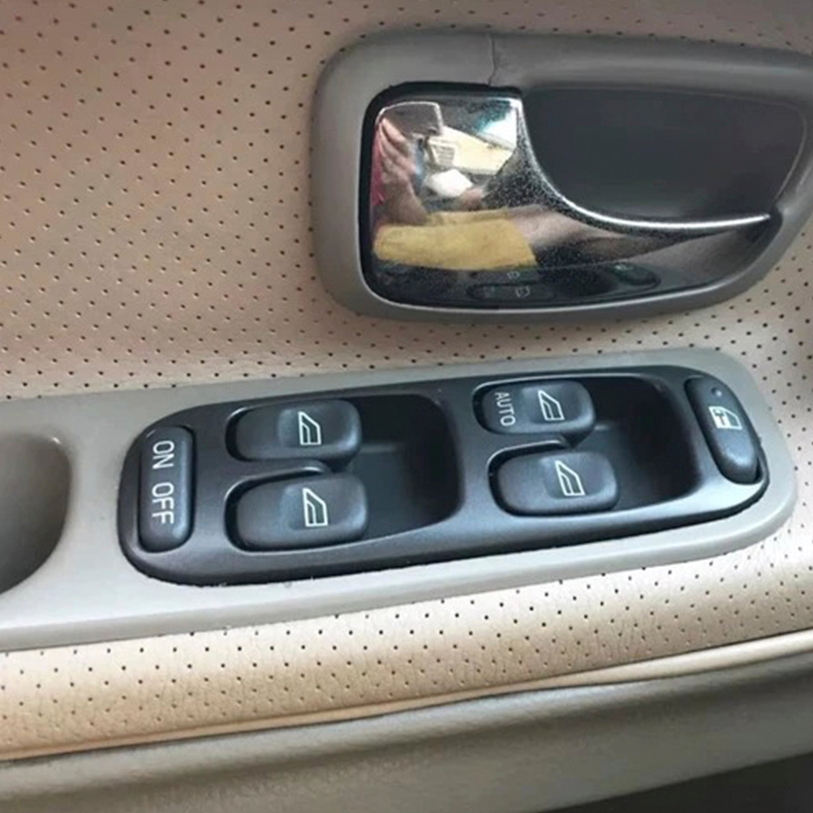 Hoofdschakelaar elektrische ramen voor Volvo S70, V70 en XC70 (1998-2000) - Onderdeelnummer : 8638452