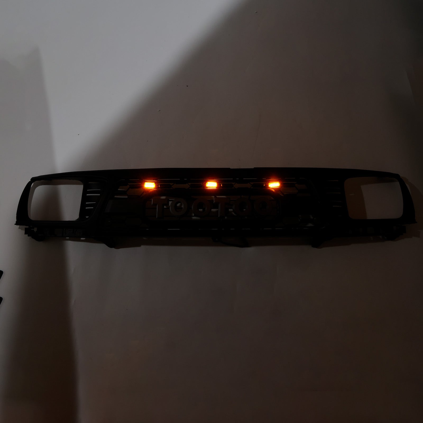 gnezdo sprednje maske'bee za Toyota Tacoma TRD PRO (1995-1997)