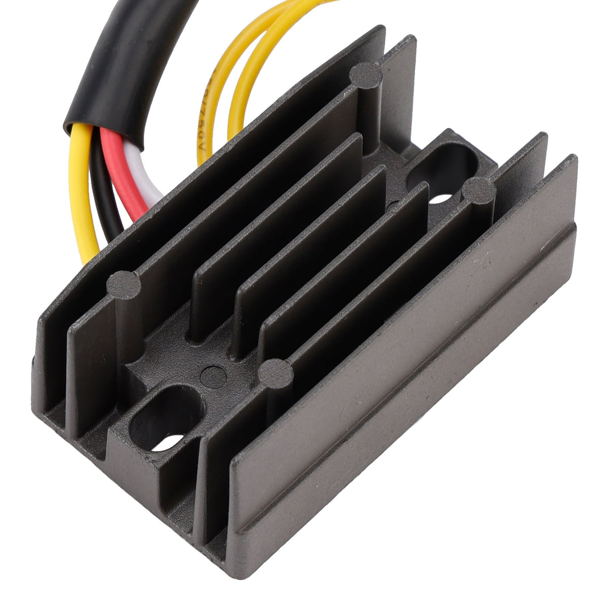 Régulateur-redresseur 6 fils pour moteurs hors-bord Suzuki 8 CV et 9,9 CV (2010-2017) 32800-99J00