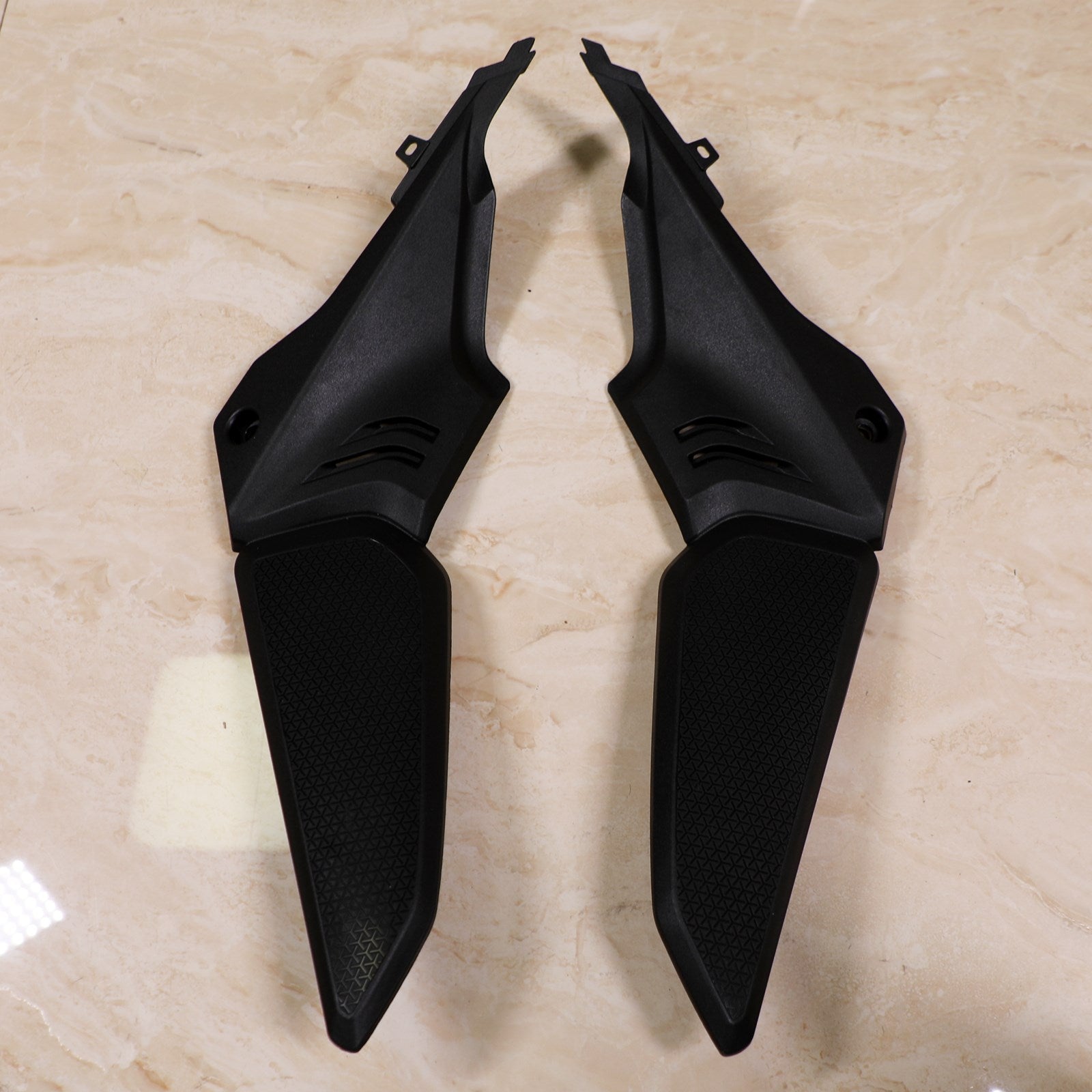 Injekcijski komplet, plastično telo za Honda CB 650R 2019-2020