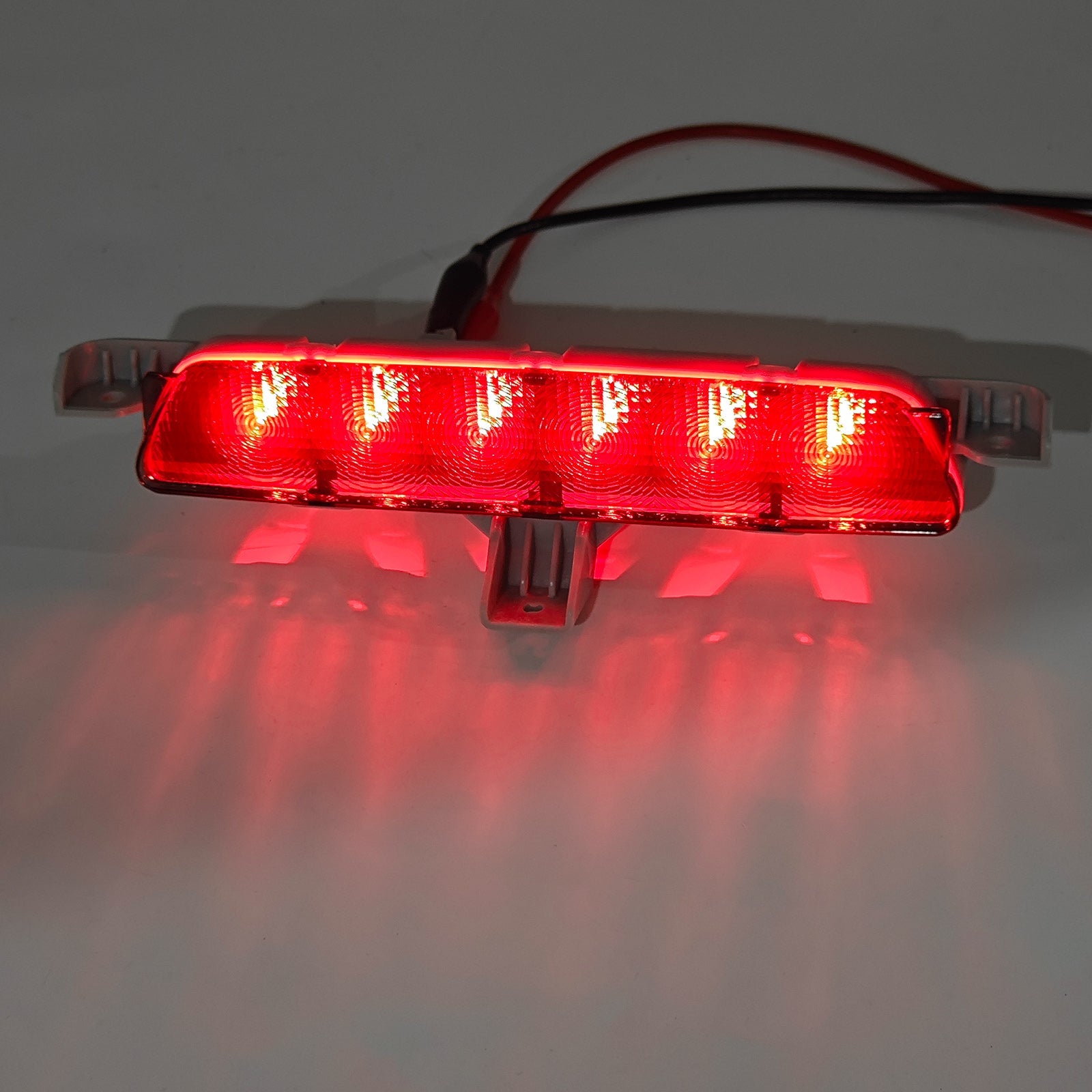 Terza terza luce freno posteriore nera con montaggio alto per Chevrolet Malibu 2008-2012