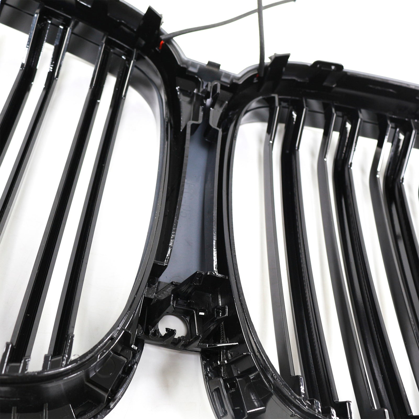 Črna sprednja rešetka z dvojnimi trakovi za BMW X5 G05 M-Performance 2019-2022 51137454887