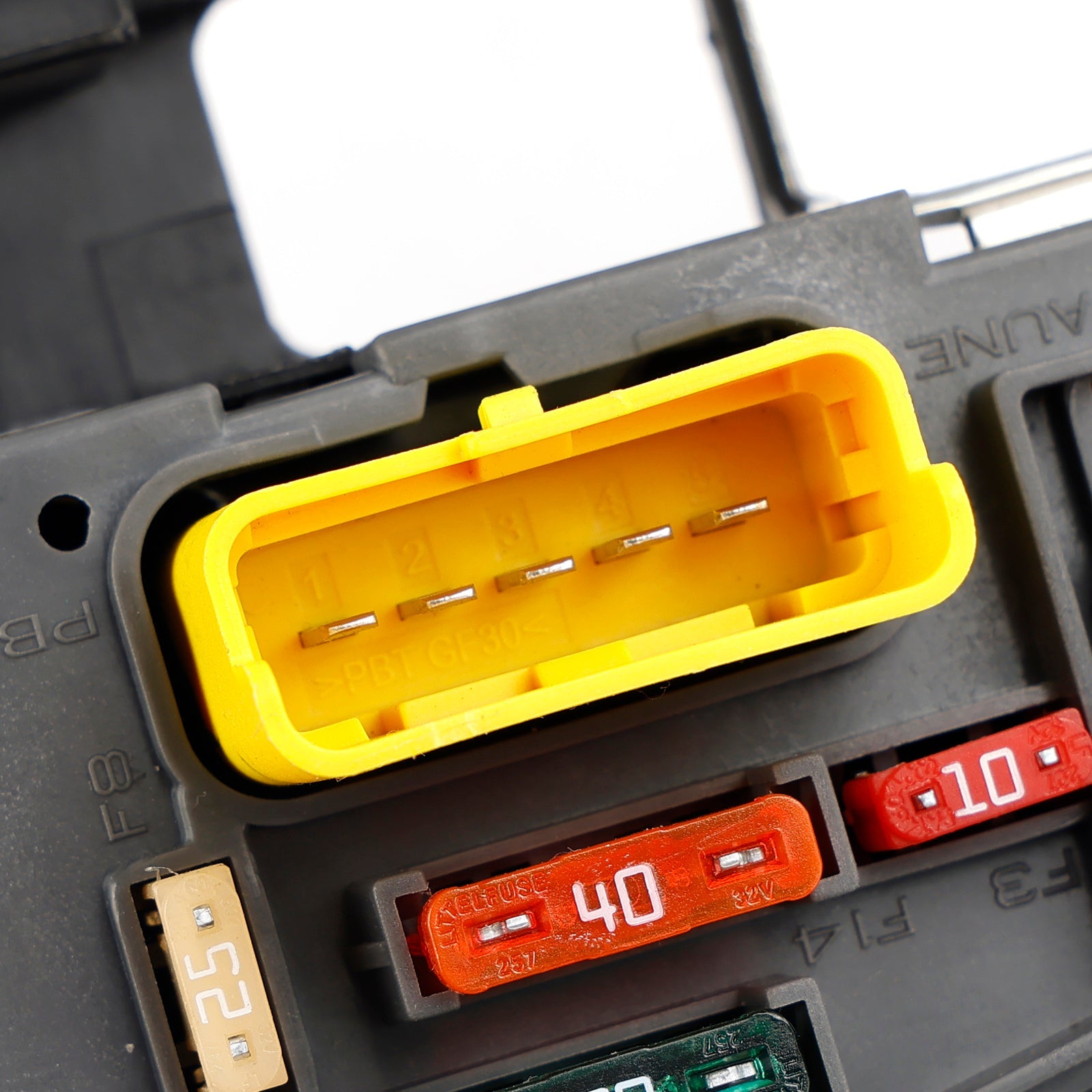 BSM Fuse Box 9807028780 voor Peugeot 308 I (4A_, 4C_) uit 2007