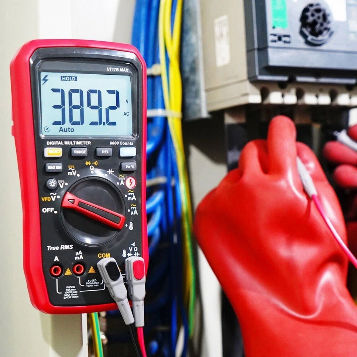 Multimètre numérique UT17B MAX avec fonctions CC/CA et mesure C/V/I/R
