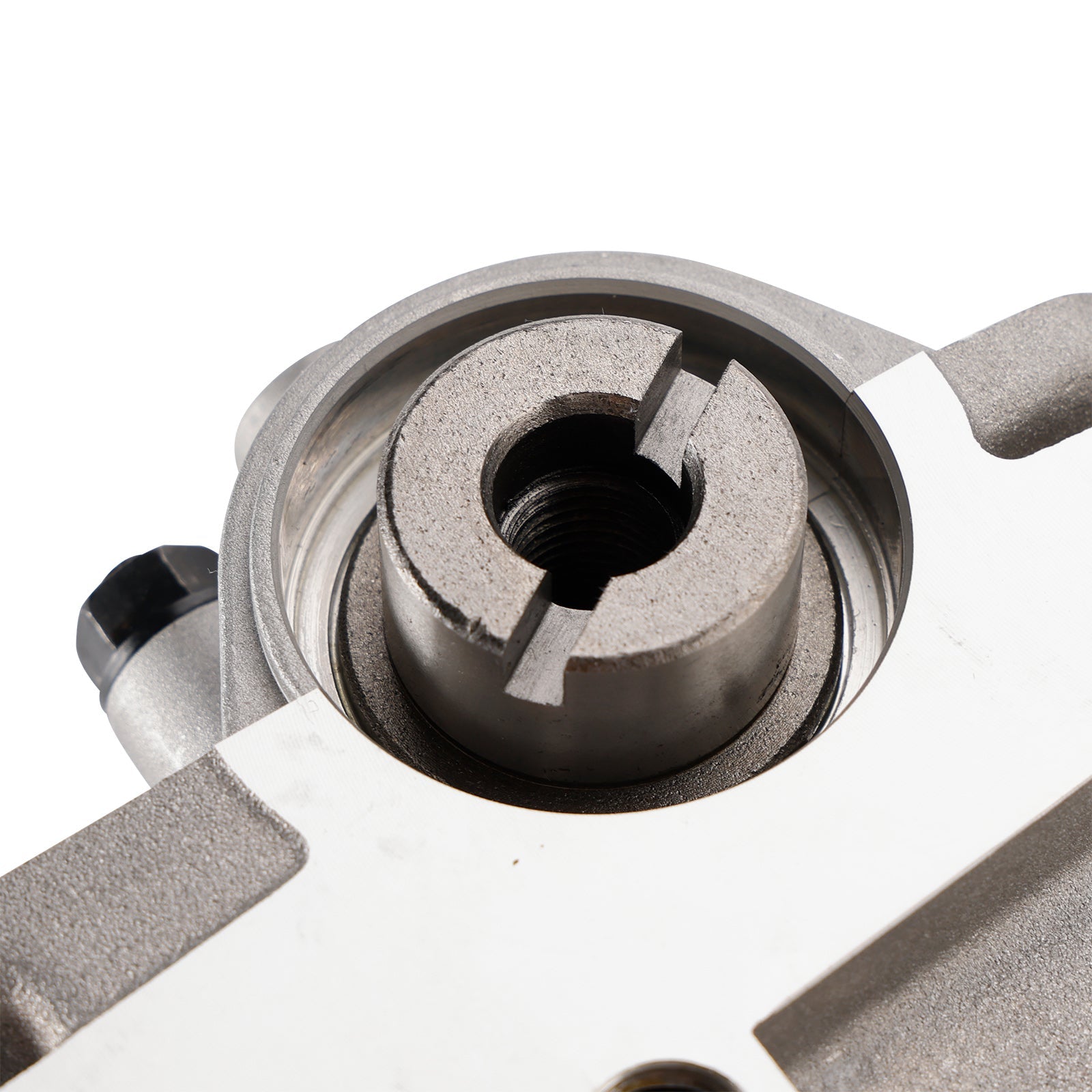 Glava motorja za Volkswagen Crafter 30-35 2.5 TDI (2E, 2F) letniki 2006-2013 - Koda motorja BJJ BJK CEBB BJL CECA CECB BJM - Proizvajalčev del 076103351E