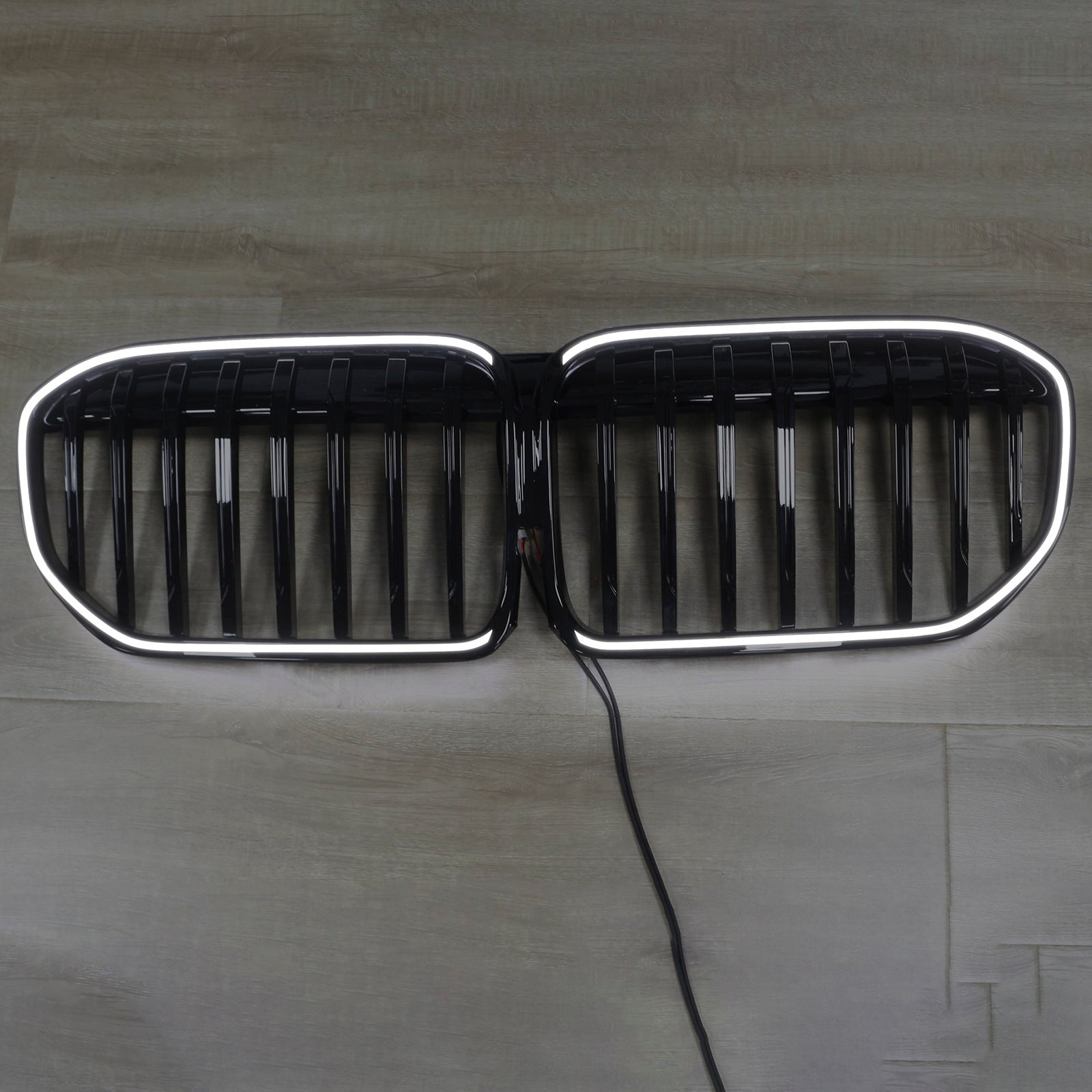 Grilla delantera negra brillante con tiras individuales para BMW 7 G12 Series 2019-2022 Versión de distancia entre ejes larga