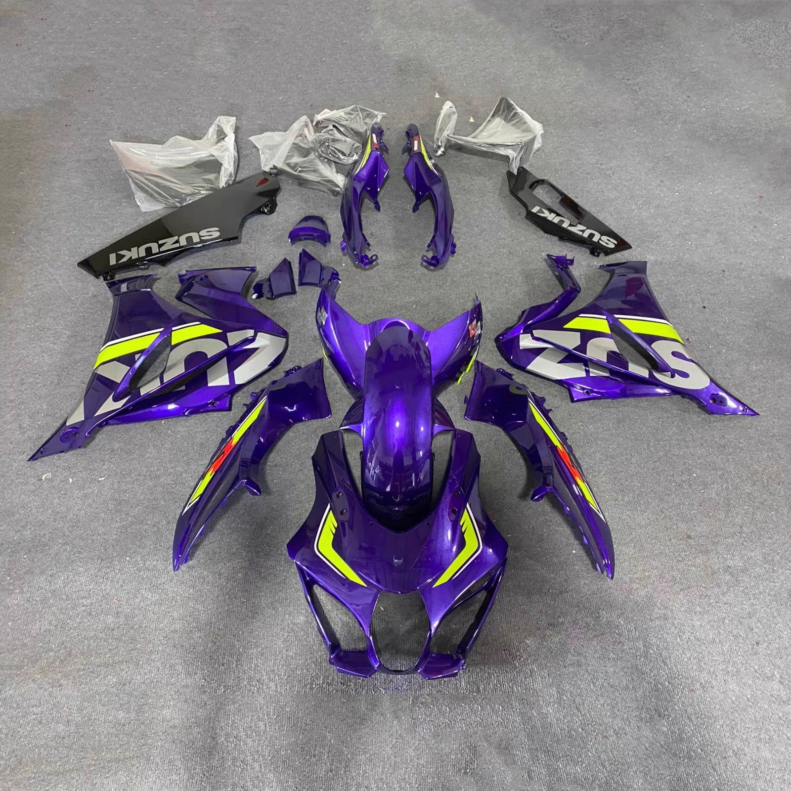 Zestaw owiewek z wtryskiem tworzywa ABS do Suzuki GSXR1000 2017-2025 K17