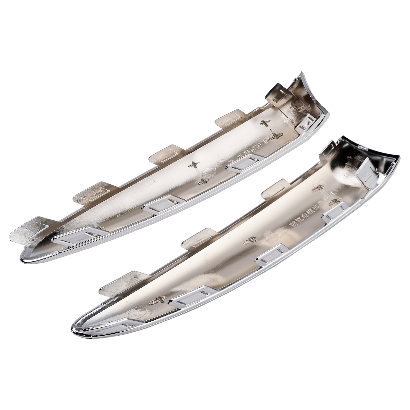 Listwy zderzaka przedniego lewego i prawego chromowane do Fiata 500 Lounge (sierpień 2015 - 2020).