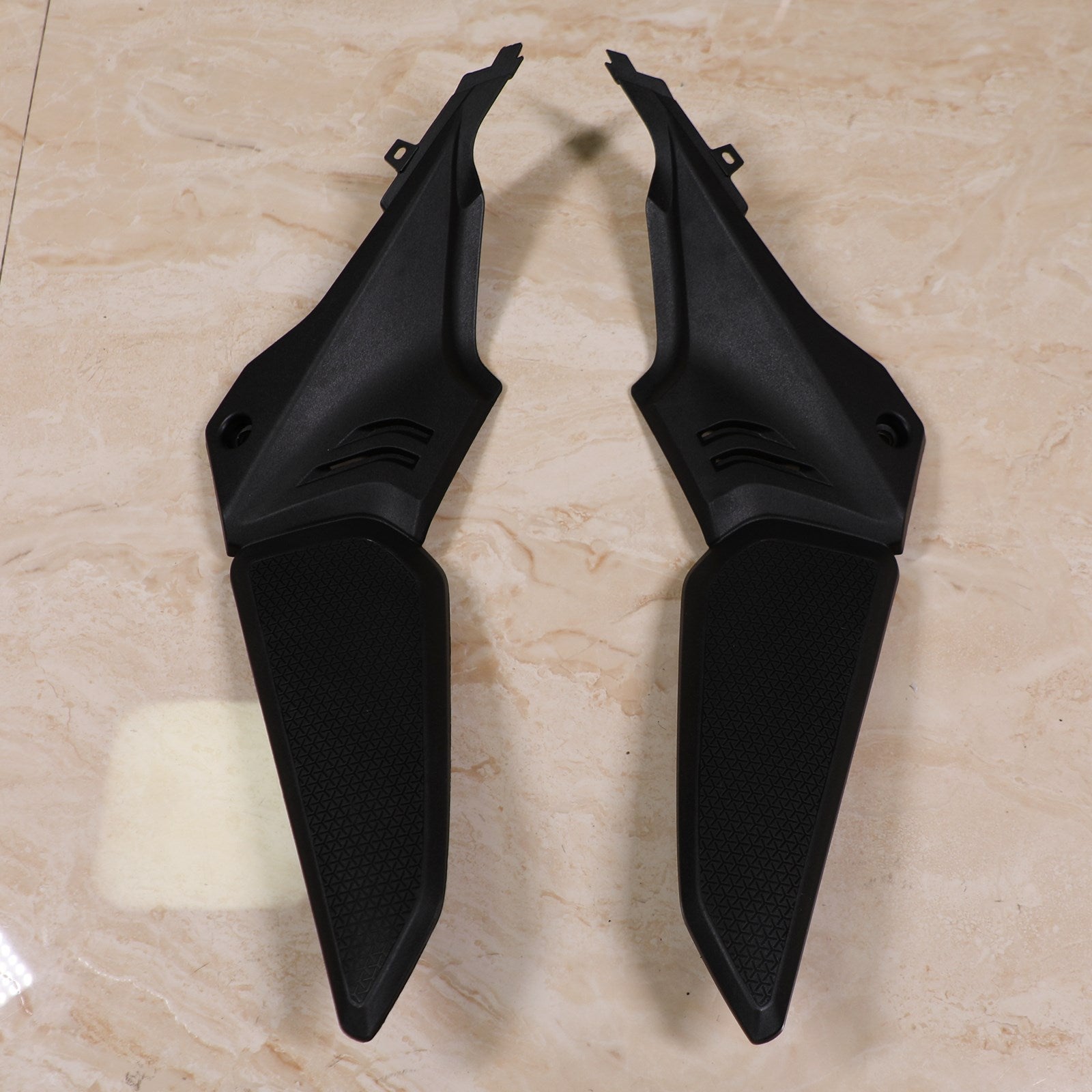 Injekcijski komplet, plastično telo za Honda CB 650R 2019-2020