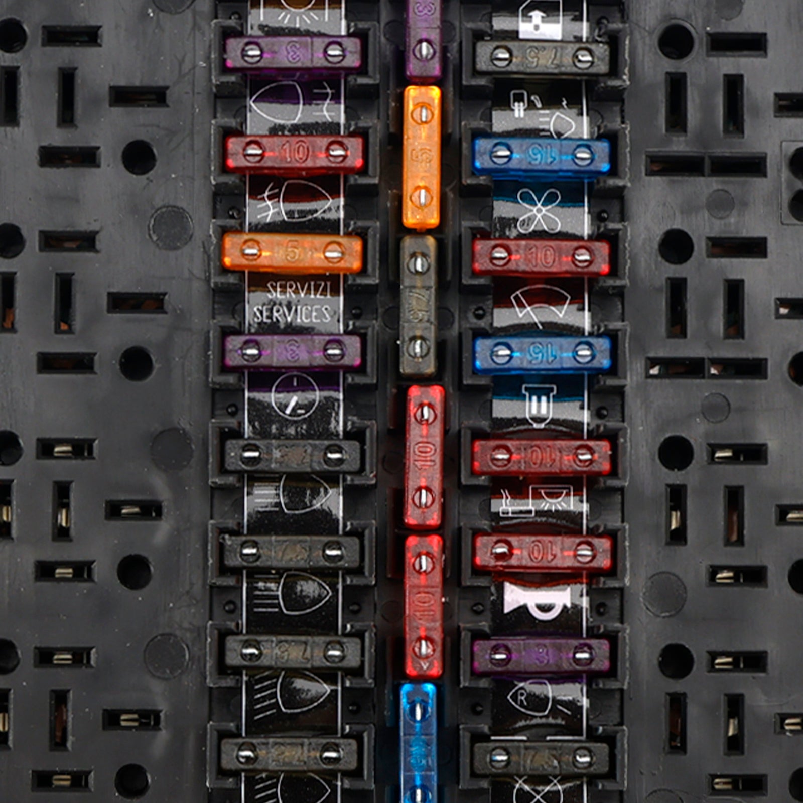 Caja De Fusibles Fusilera 4838244 Iveco Daily Alternativo | Argentina