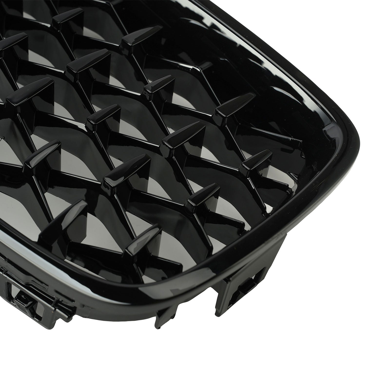 Diamond Etu Yläsäleikkö BMW 4 Series F32 F33 F36 F82 14-18 Black & Chrome Generic