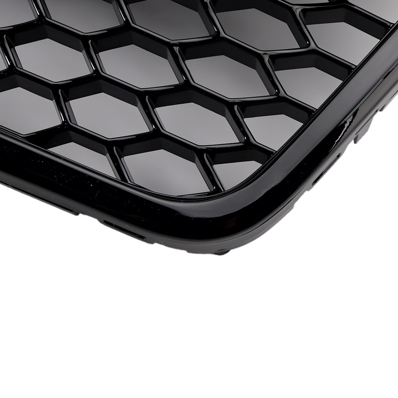 Sprednji odbijač v črnem satju za predhodno dvigovanje Audi A6 C6 (2004-2008)