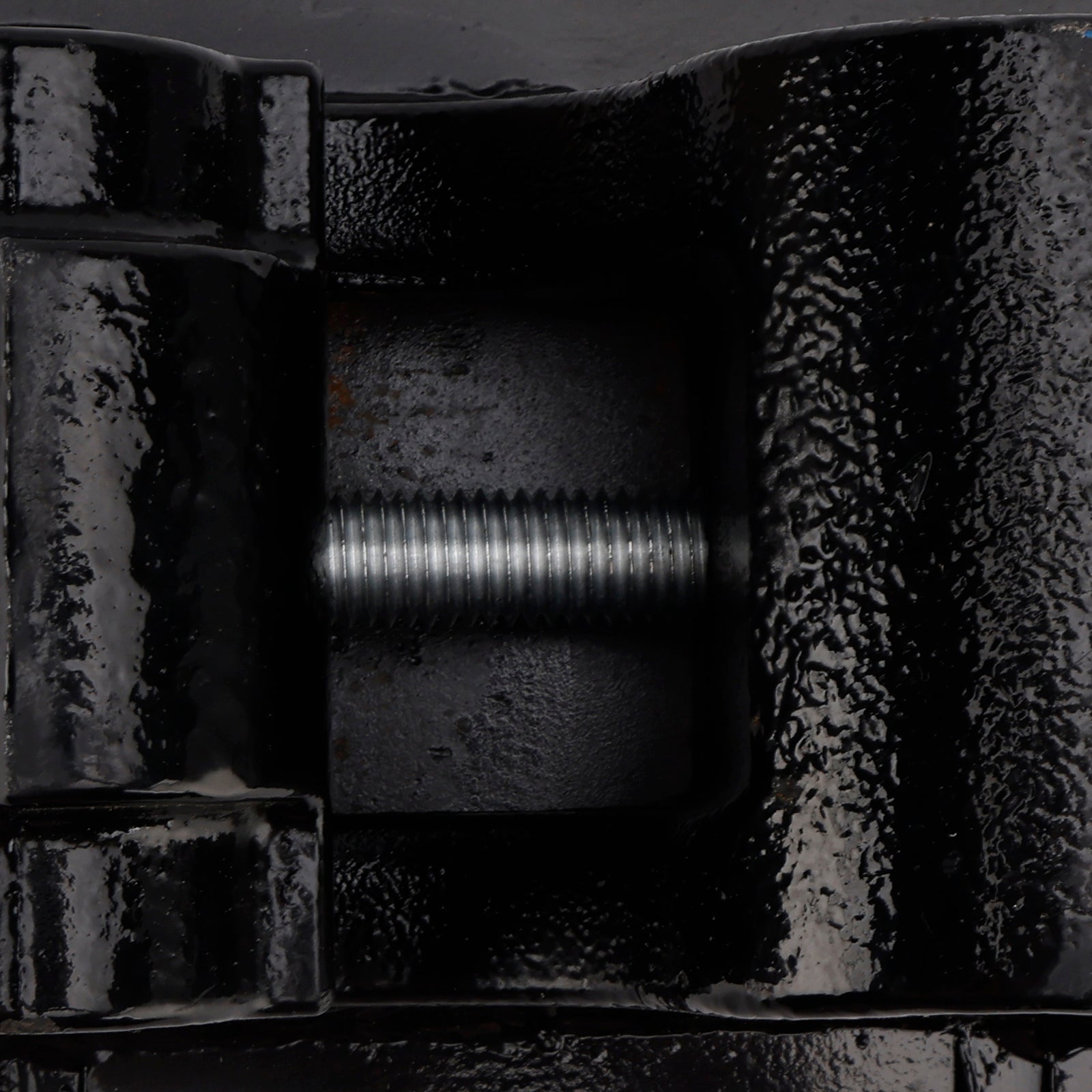 Hitri pritrdilni elementi za mini pelete