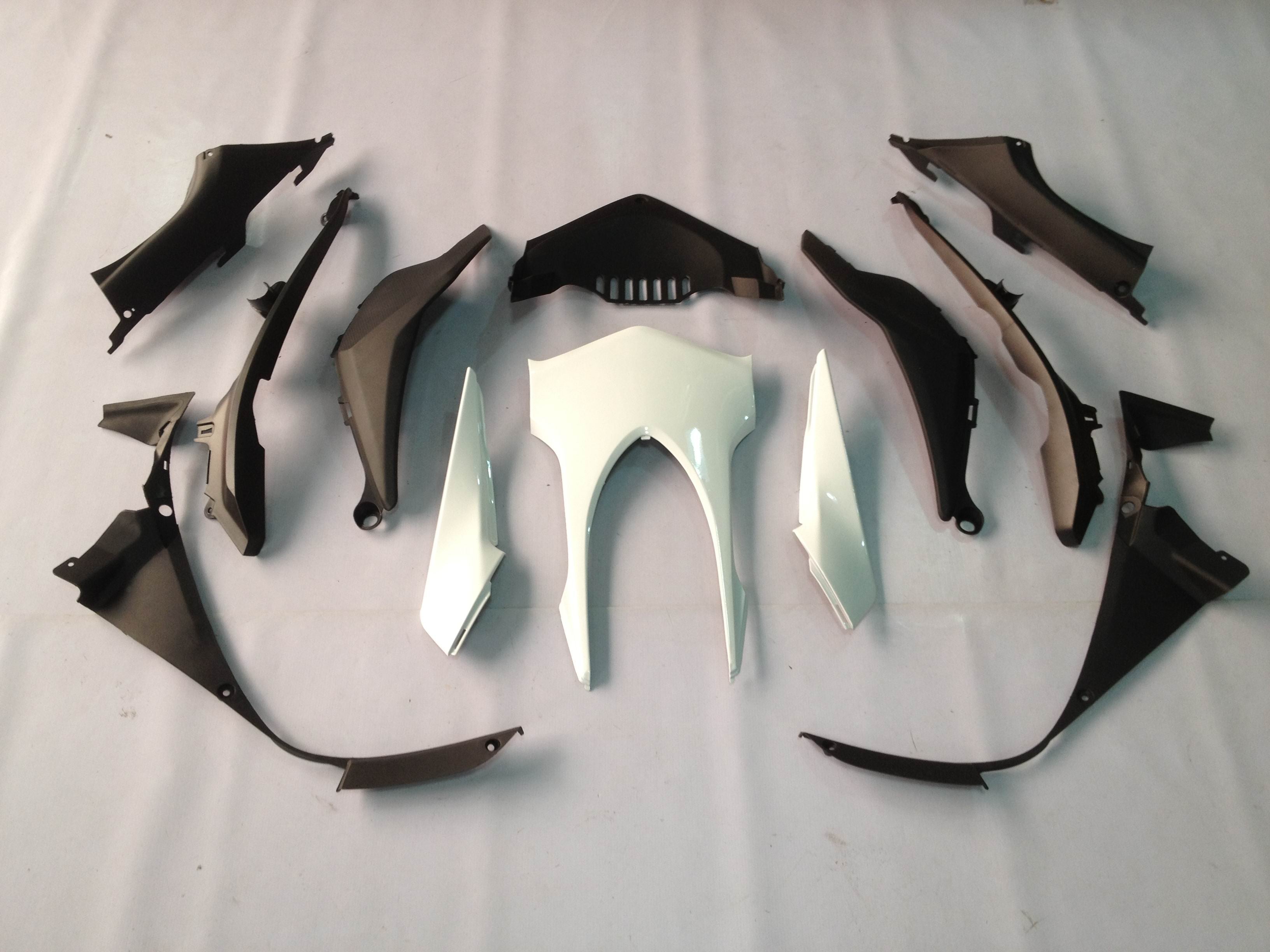 Carénages Amotopart 2012-2016 Honda CBR1000RR Blanc Noir Generic