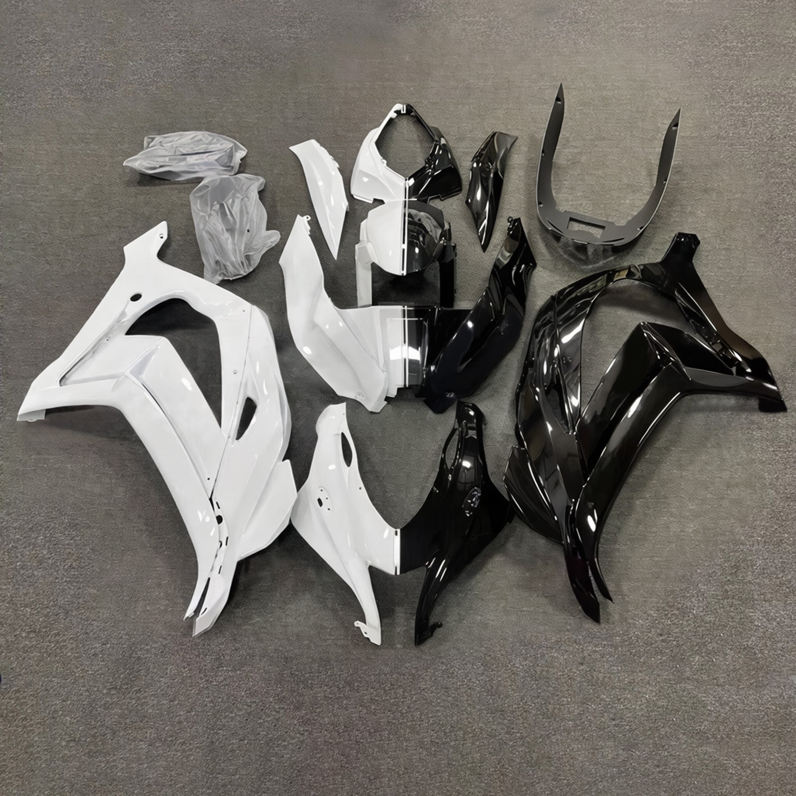 Komplet oklepa z vbrizgano ABS plastiko, združljiv s Kawasaki ZX10R 2016-2020