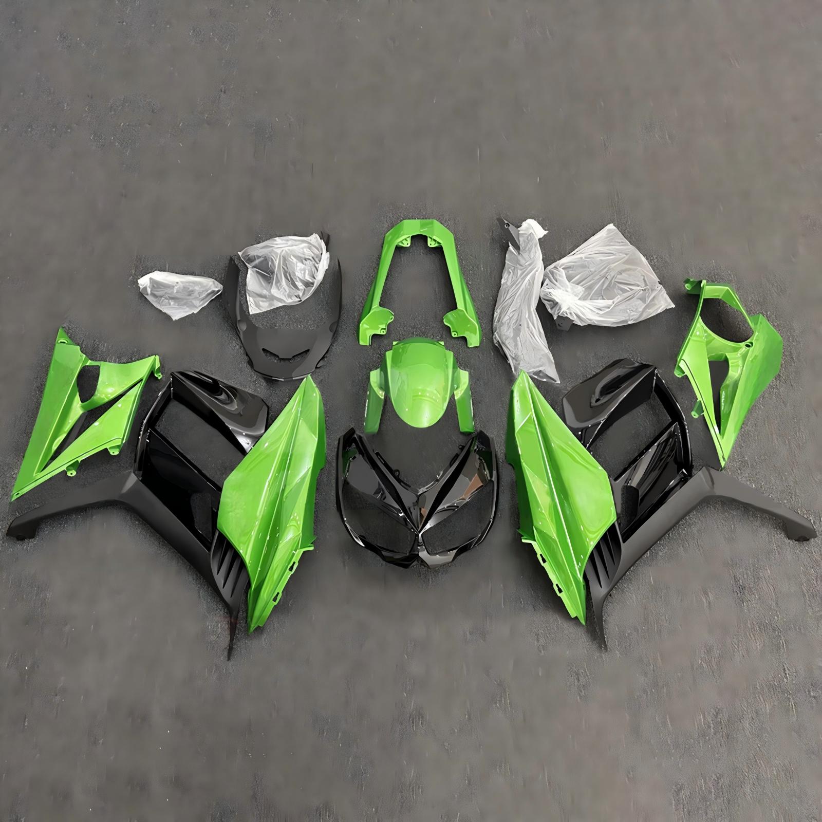 Komplet oklepa z vbrizgano ABS plastiko, združljiv s Kawasaki Z1000SX 2010-2015