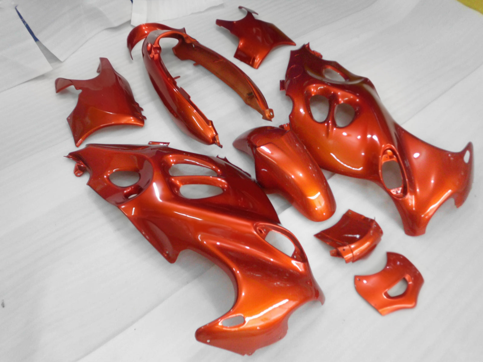 Amotopart Suzuki Katana GSXF600 GSXF750 2005-2006 Kuipset carrosserie