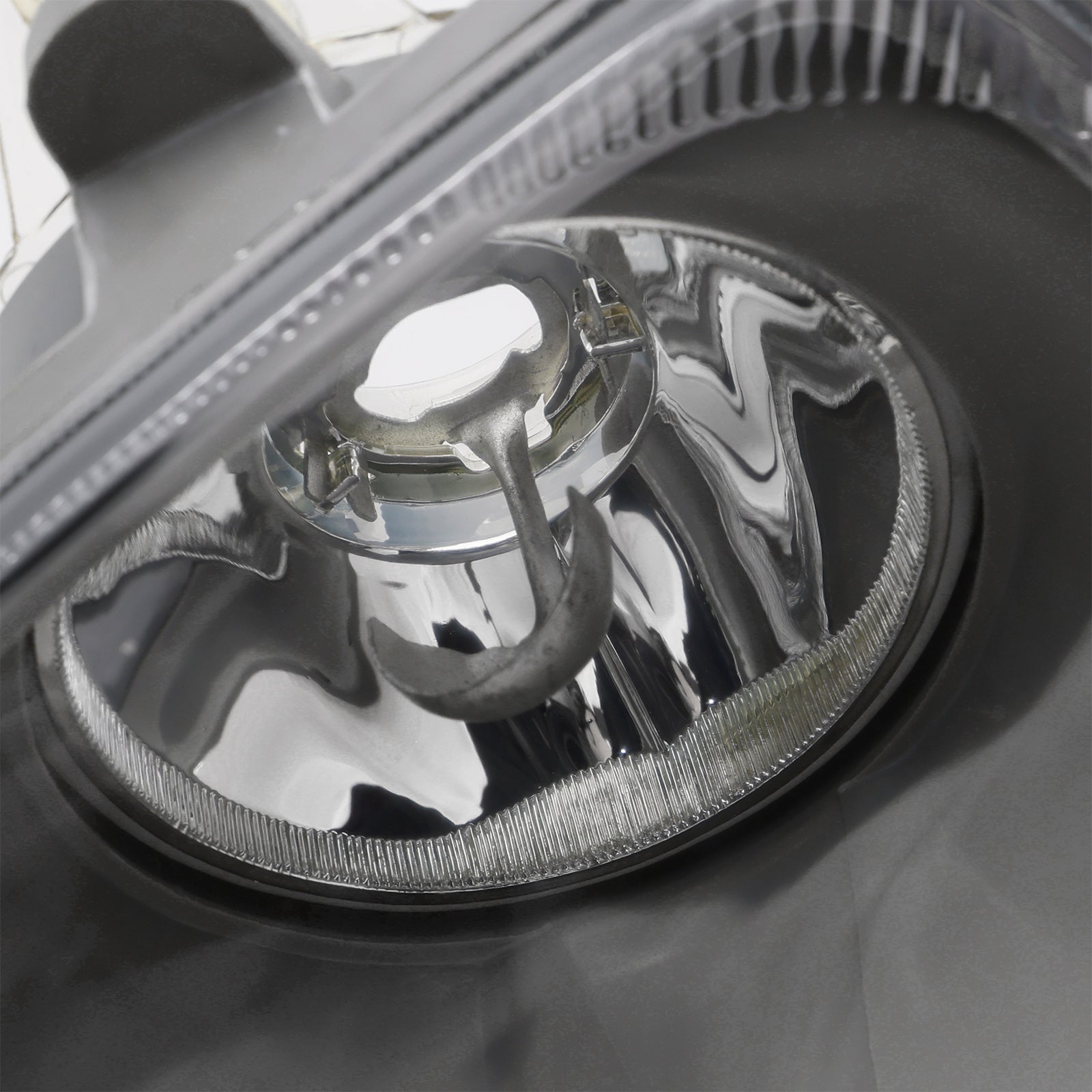 Fendinebbia anteriore destro per Volvo XC90 I 2.5L 3.2L 4.4L 03-14 31111183